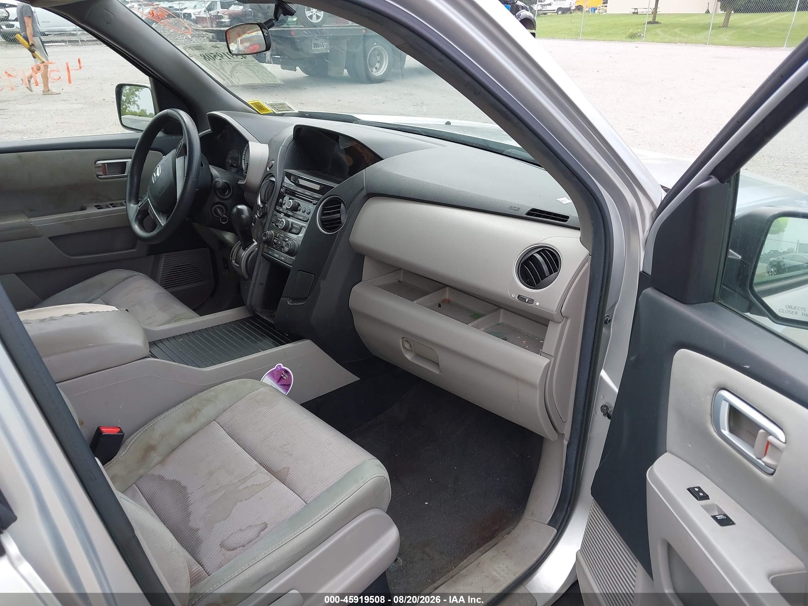 2013 Honda Pilot Ex Silver vin: 5FNYF4H48DB011898