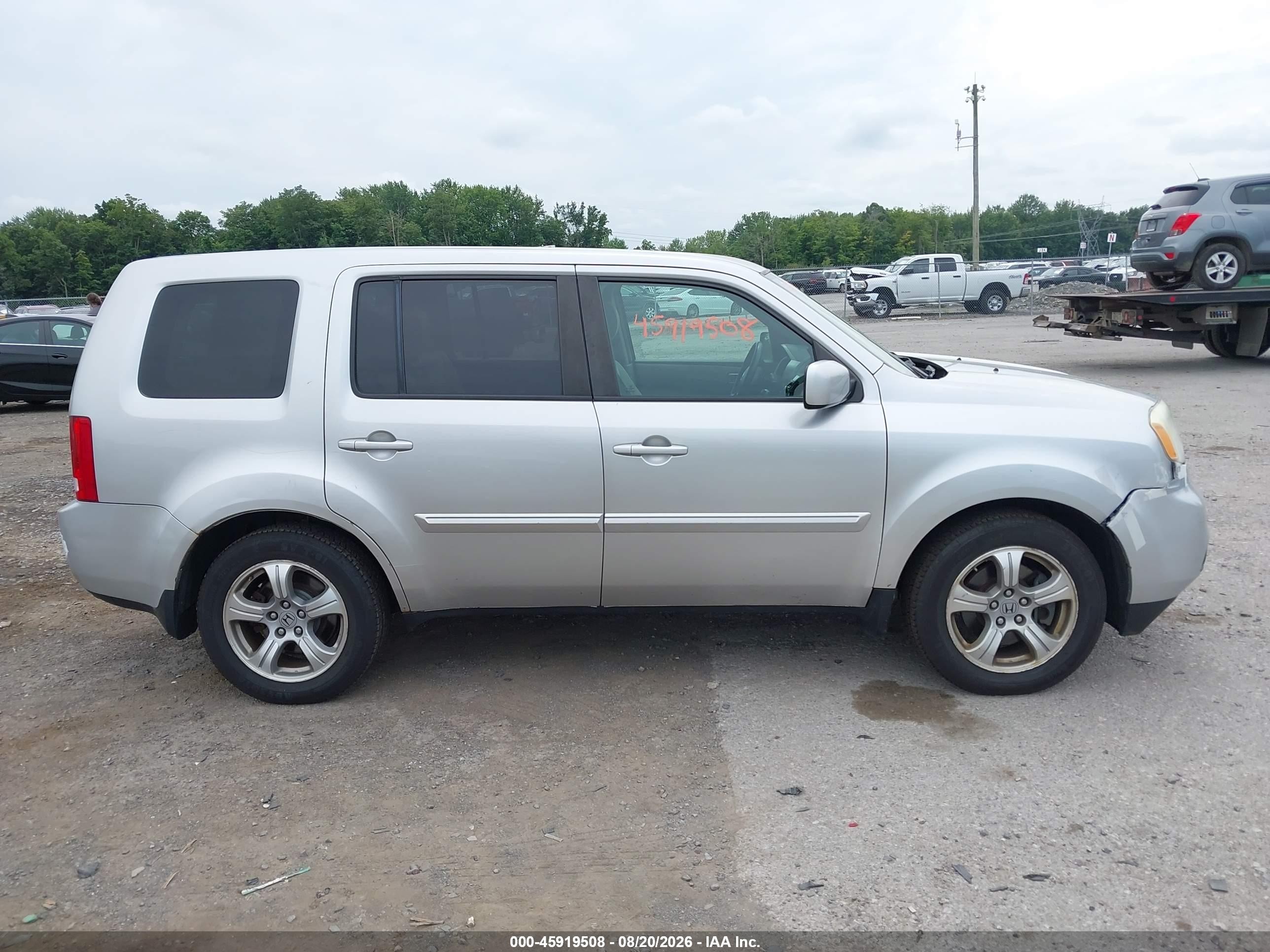 2013 Honda Pilot Ex Silver vin: 5FNYF4H48DB011898