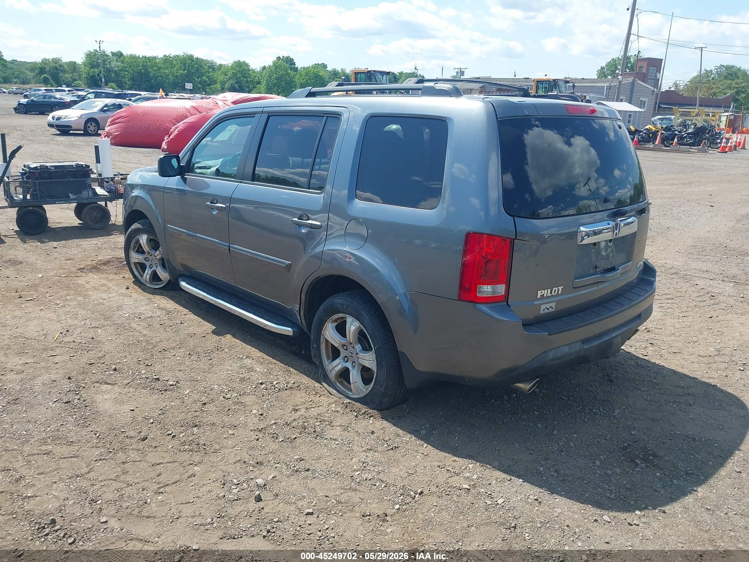2013 Honda Pilot Ex Gray vin: 5FNYF4H48DB044609