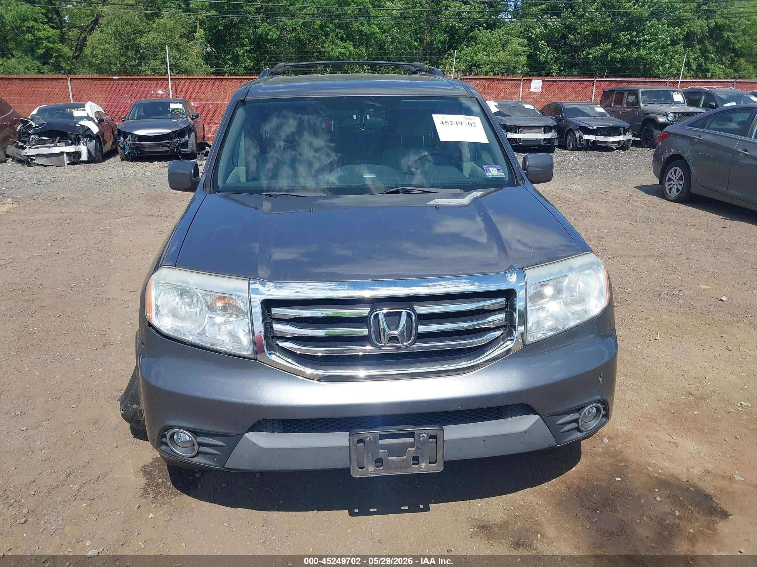 2013 Honda Pilot Ex Gray vin: 5FNYF4H48DB044609