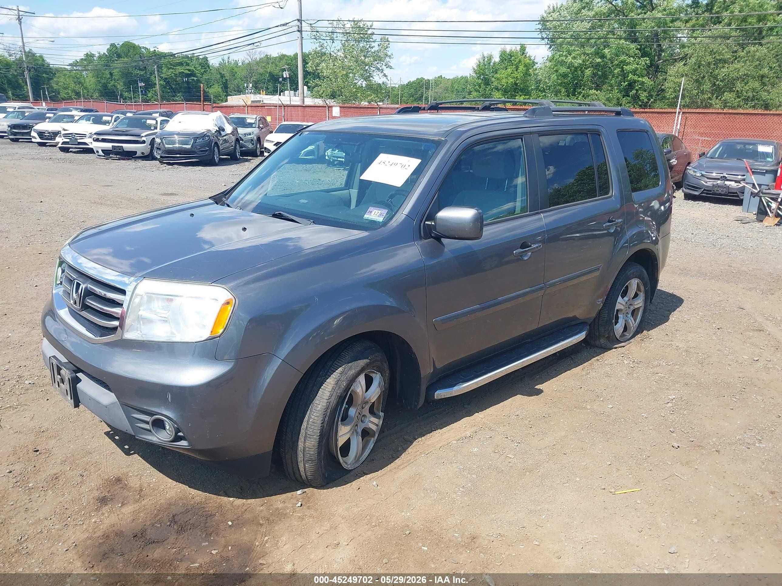 2013 Honda Pilot Ex Gray vin: 5FNYF4H48DB044609