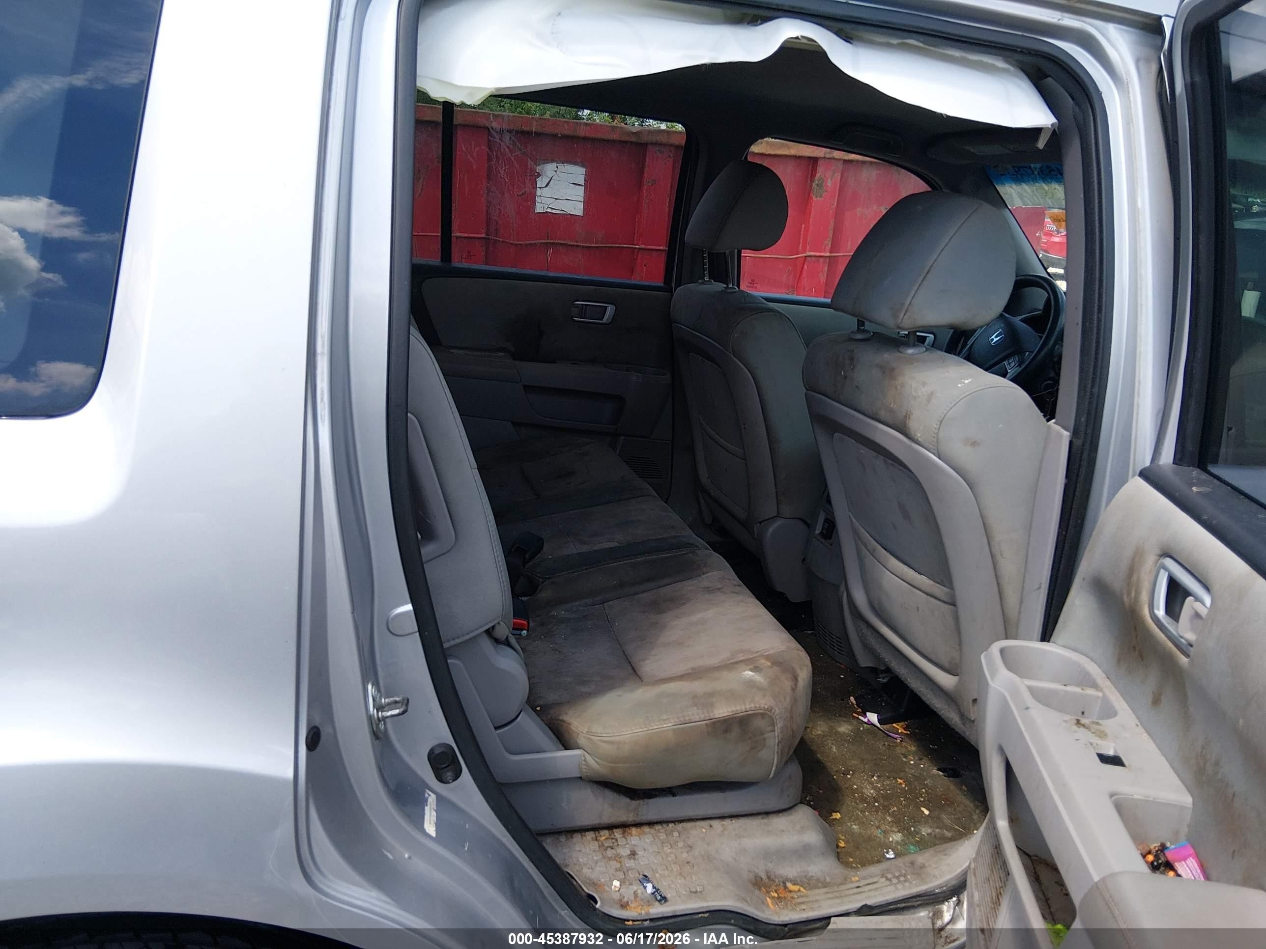 2014 Honda Pilot Ex Серый vin: 5FNYF4H48EB042974