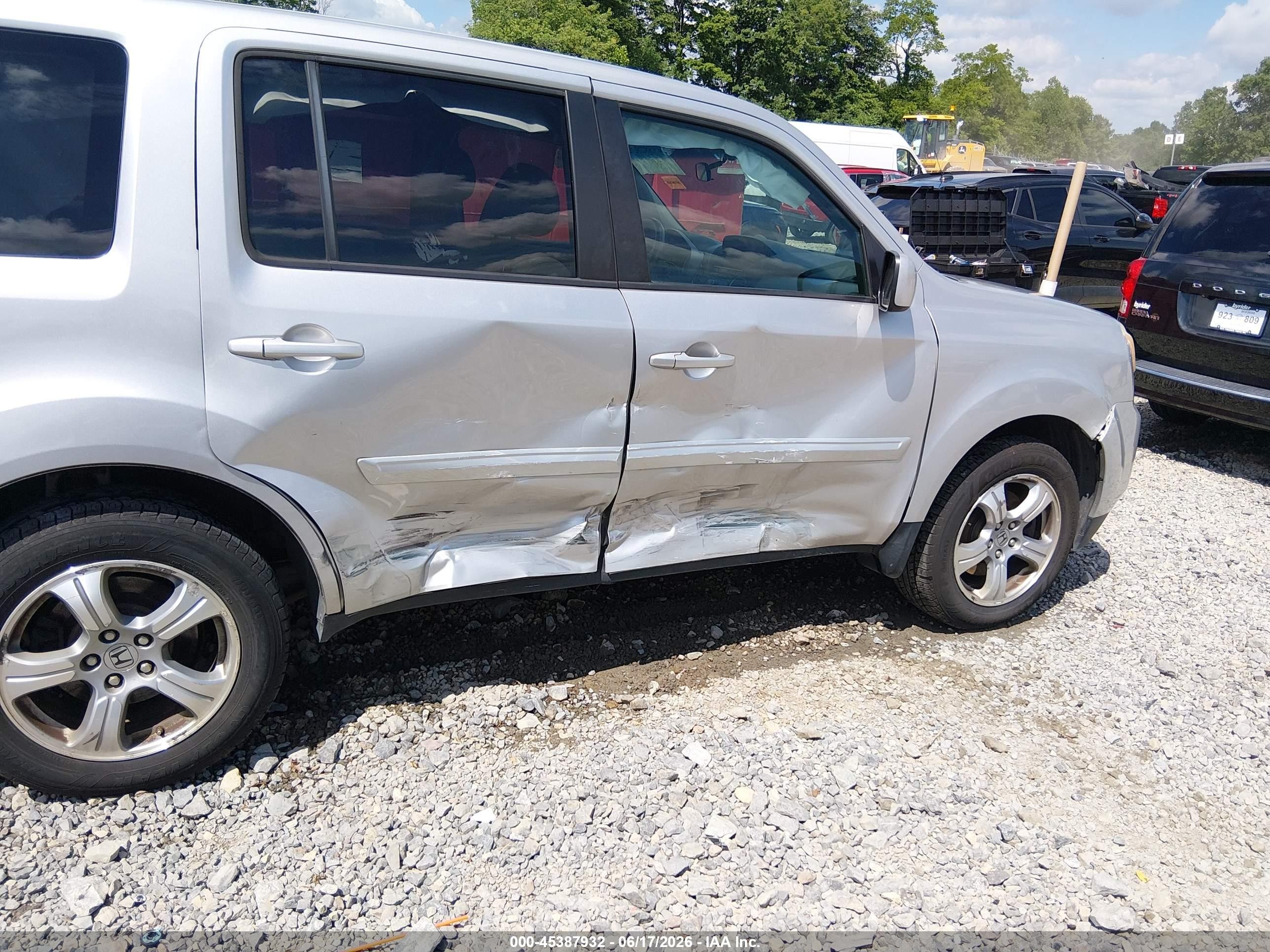 2014 Honda Pilot Ex Серый vin: 5FNYF4H48EB042974