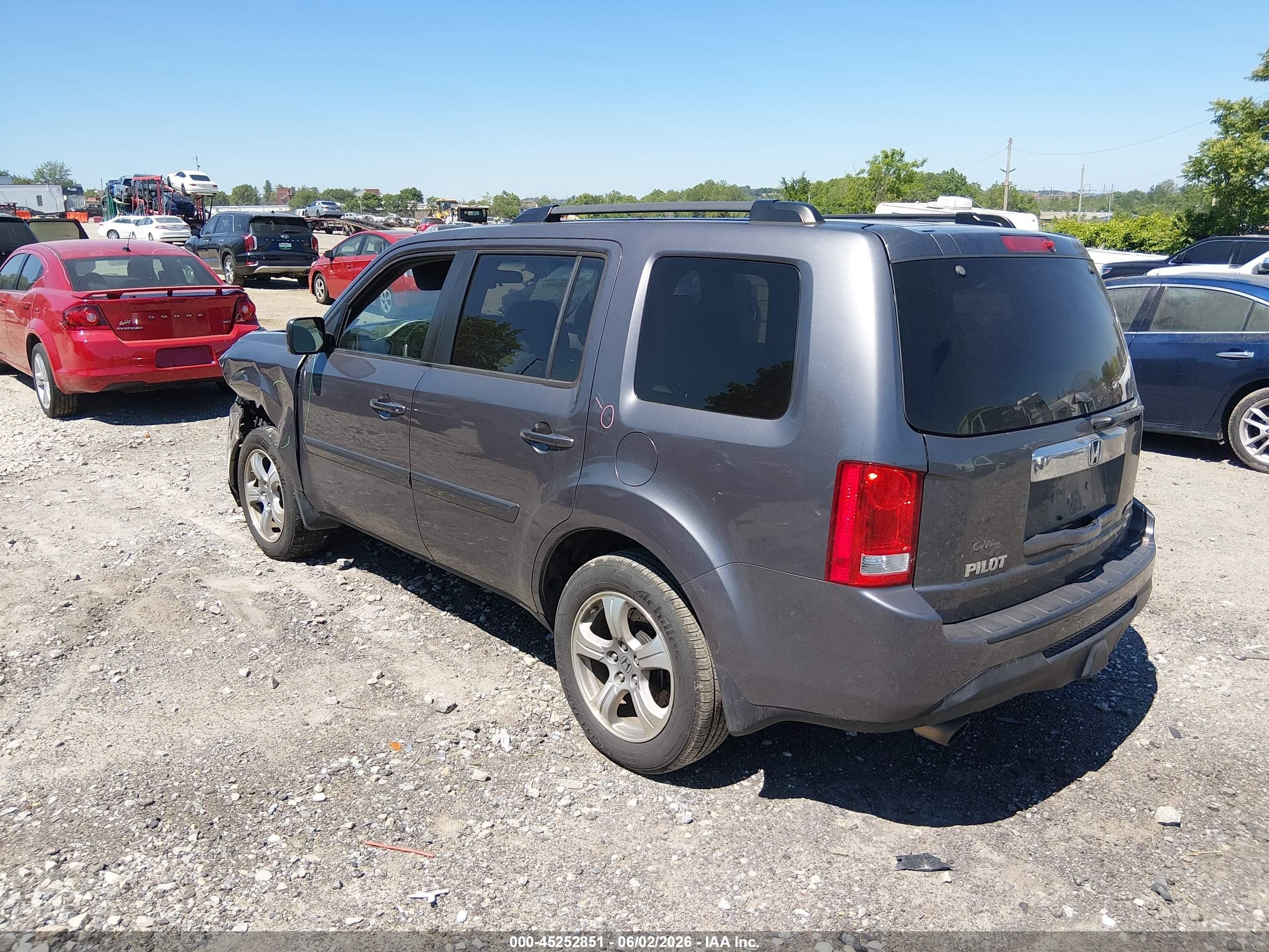 2015 Honda Pilot Ex Gray vin: 5FNYF4H48FB068198