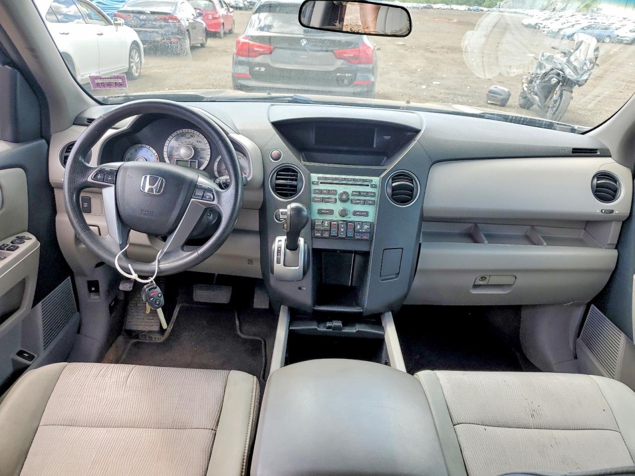 2011 Honda Pilot Ex Gray vin: 5FNYF4H49BB045975