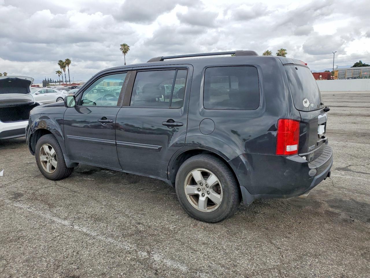2011 Honda Pilot Ex Black vin: 5FNYF4H49BB051372