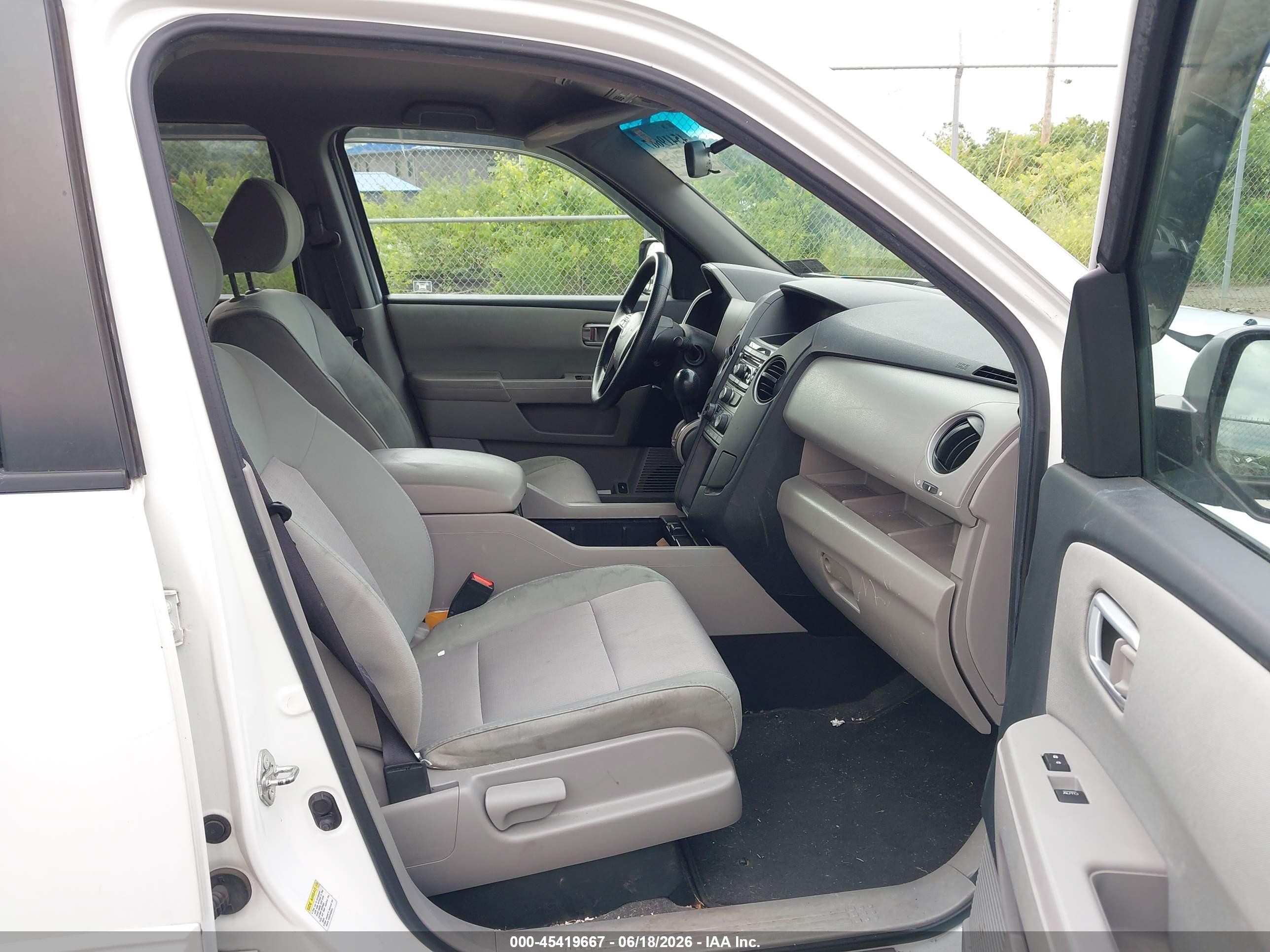 2012 Honda Pilot Ex White vin: 5FNYF4H49CB003257