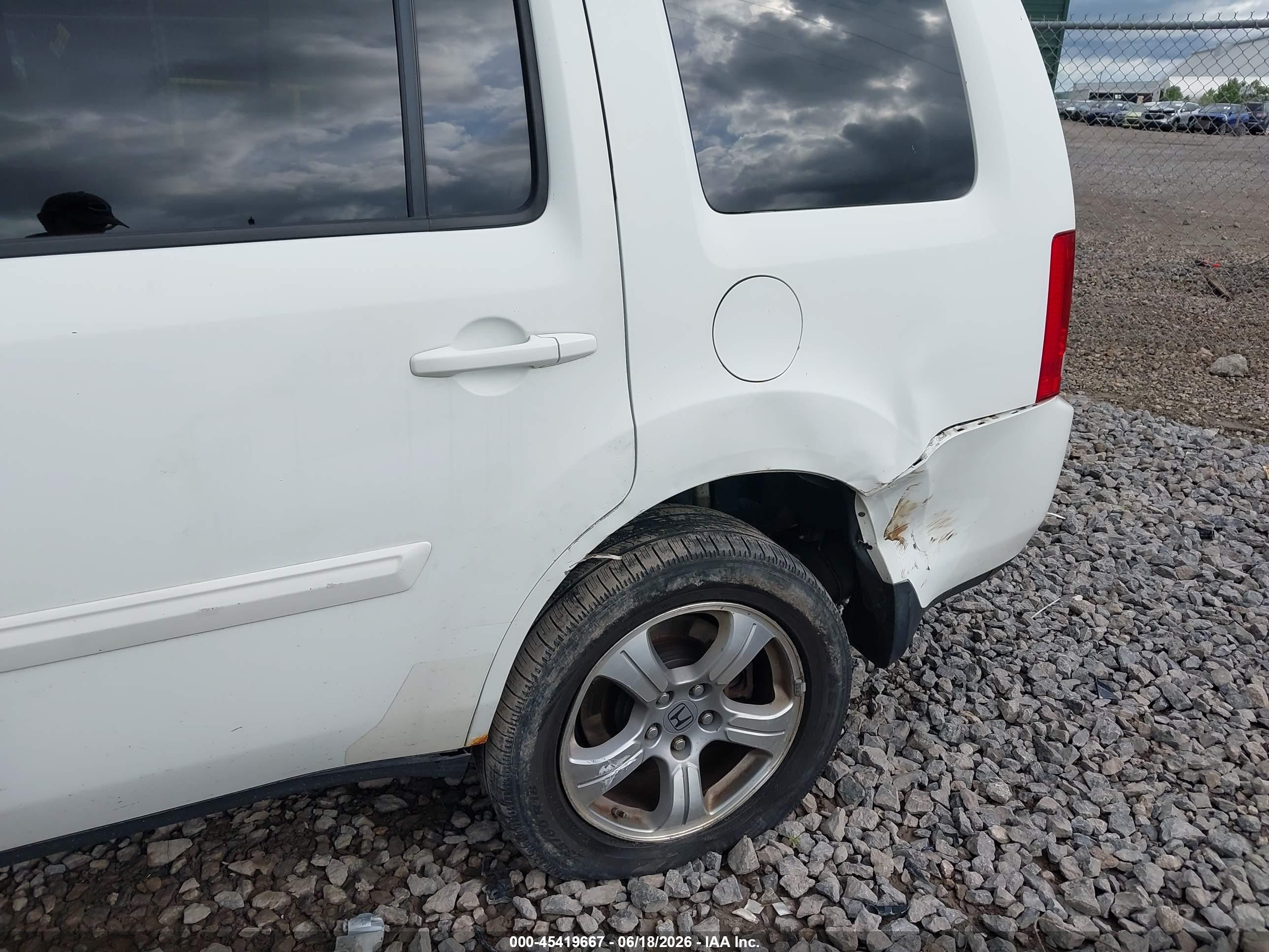 2012 Honda Pilot Ex White vin: 5FNYF4H49CB003257
