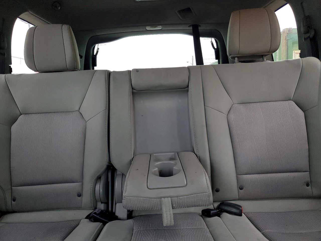 2012 Honda Pilot Ex Gray vin: 5FNYF4H49CB072725