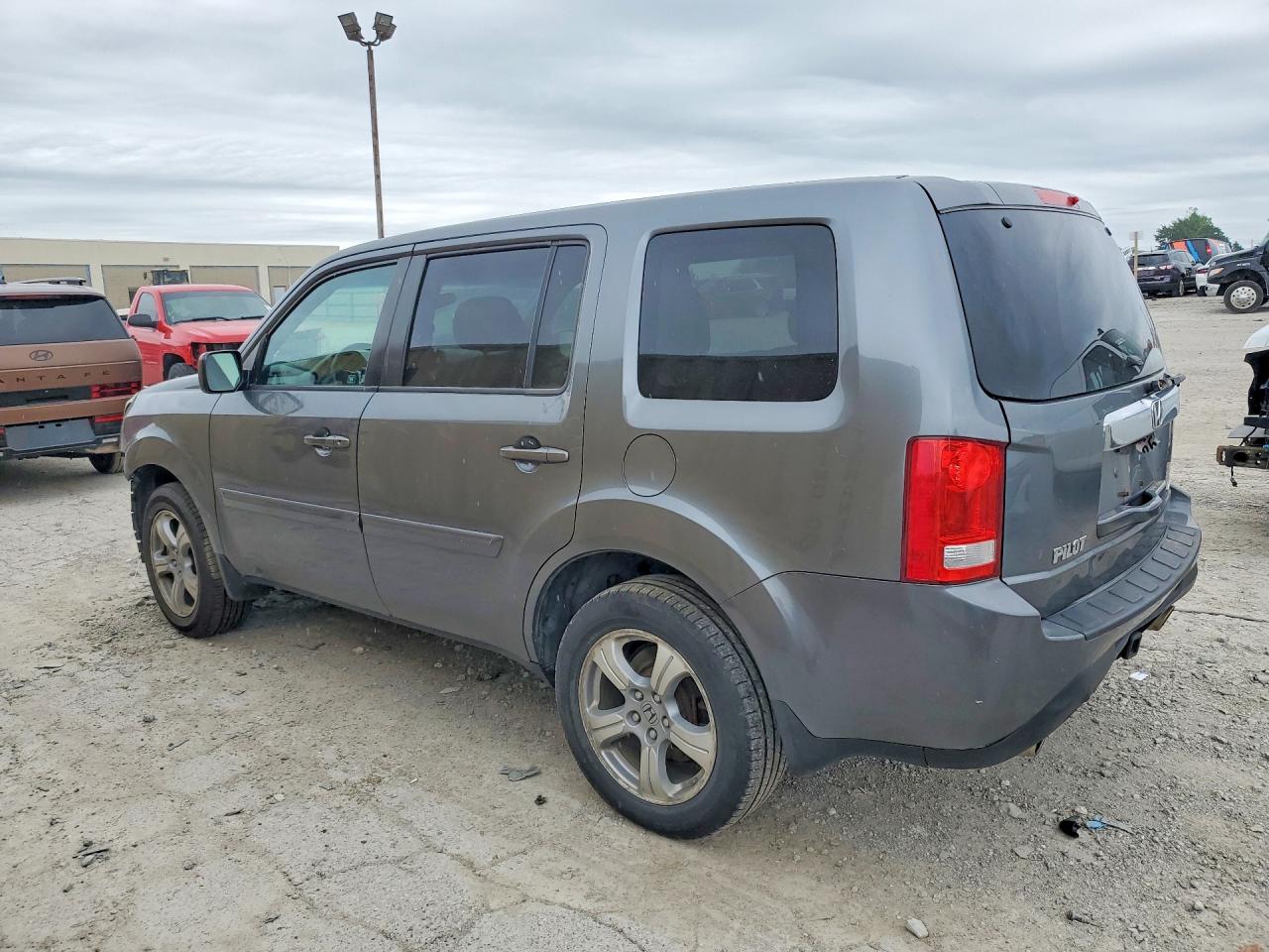 2012 Honda Pilot Ex Gray vin: 5FNYF4H49CB072725
