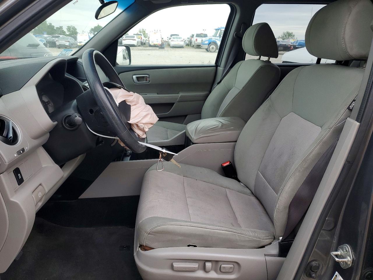 2012 Honda Pilot Ex Gray vin: 5FNYF4H49CB072725