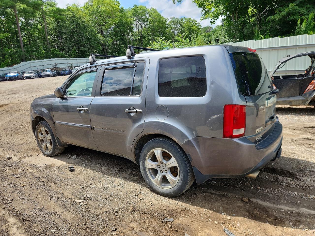 2013 Honda Pilot Ex Gray vin: 5FNYF4H49DB062410