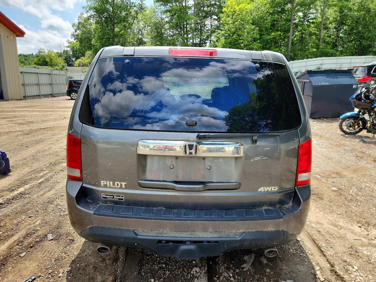 2013 Honda Pilot Ex Gray vin: 5FNYF4H49DB062410