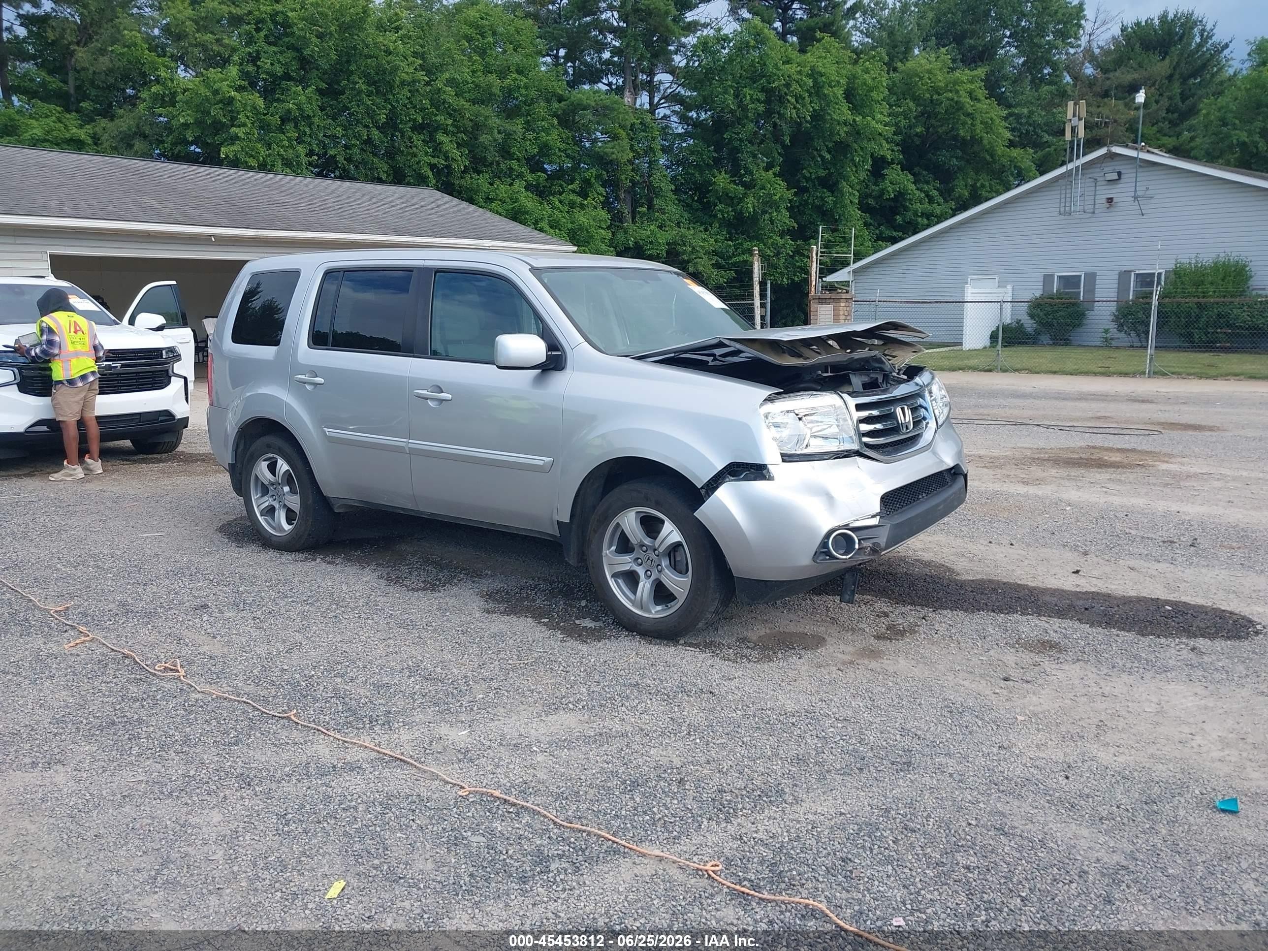 2014 Honda Pilot Ex Серебряный vin: 5FNYF4H49EB003374