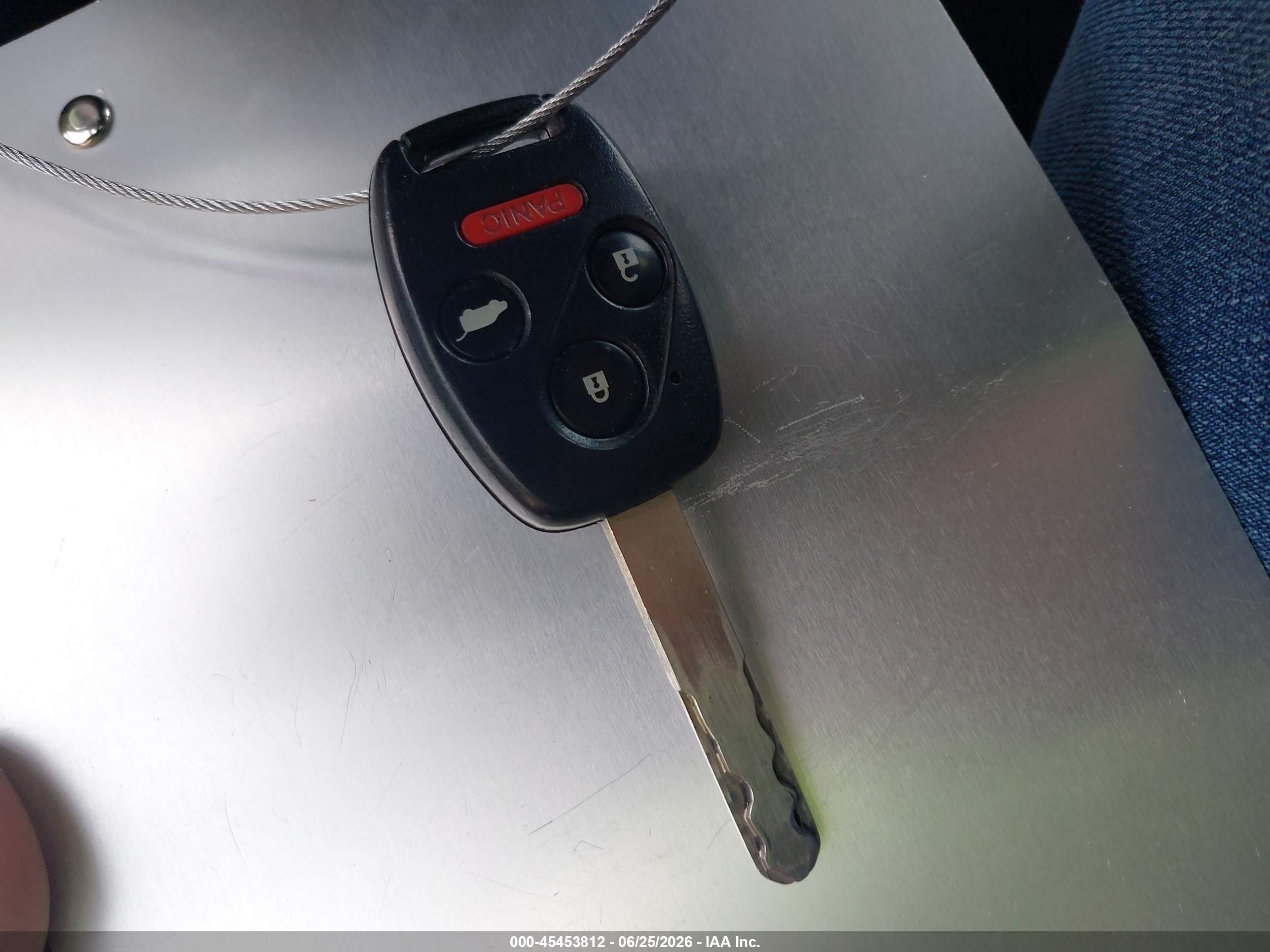 2014 Honda Pilot Ex Серебряный vin: 5FNYF4H49EB003374