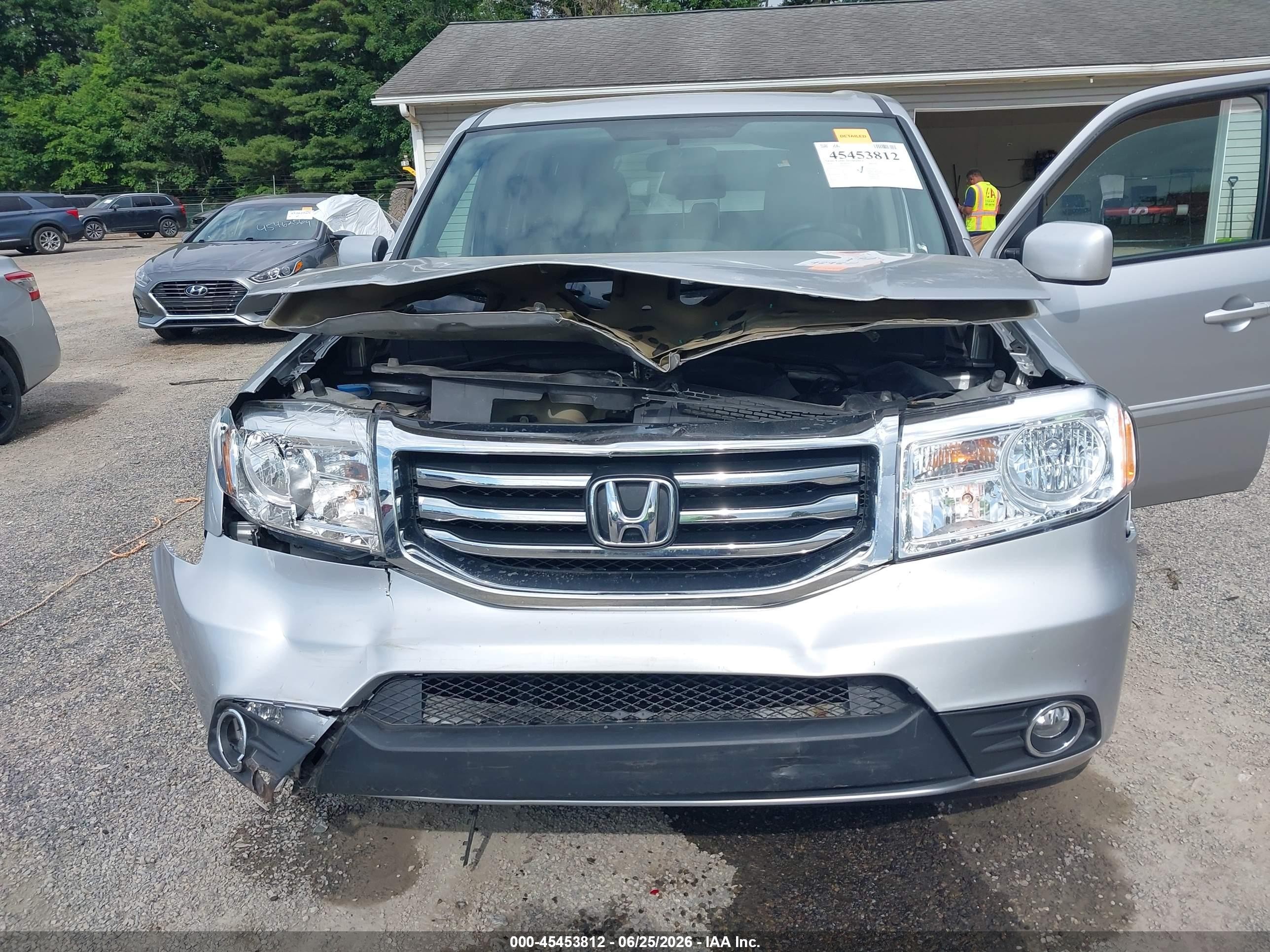 2014 Honda Pilot Ex Серебряный vin: 5FNYF4H49EB003374