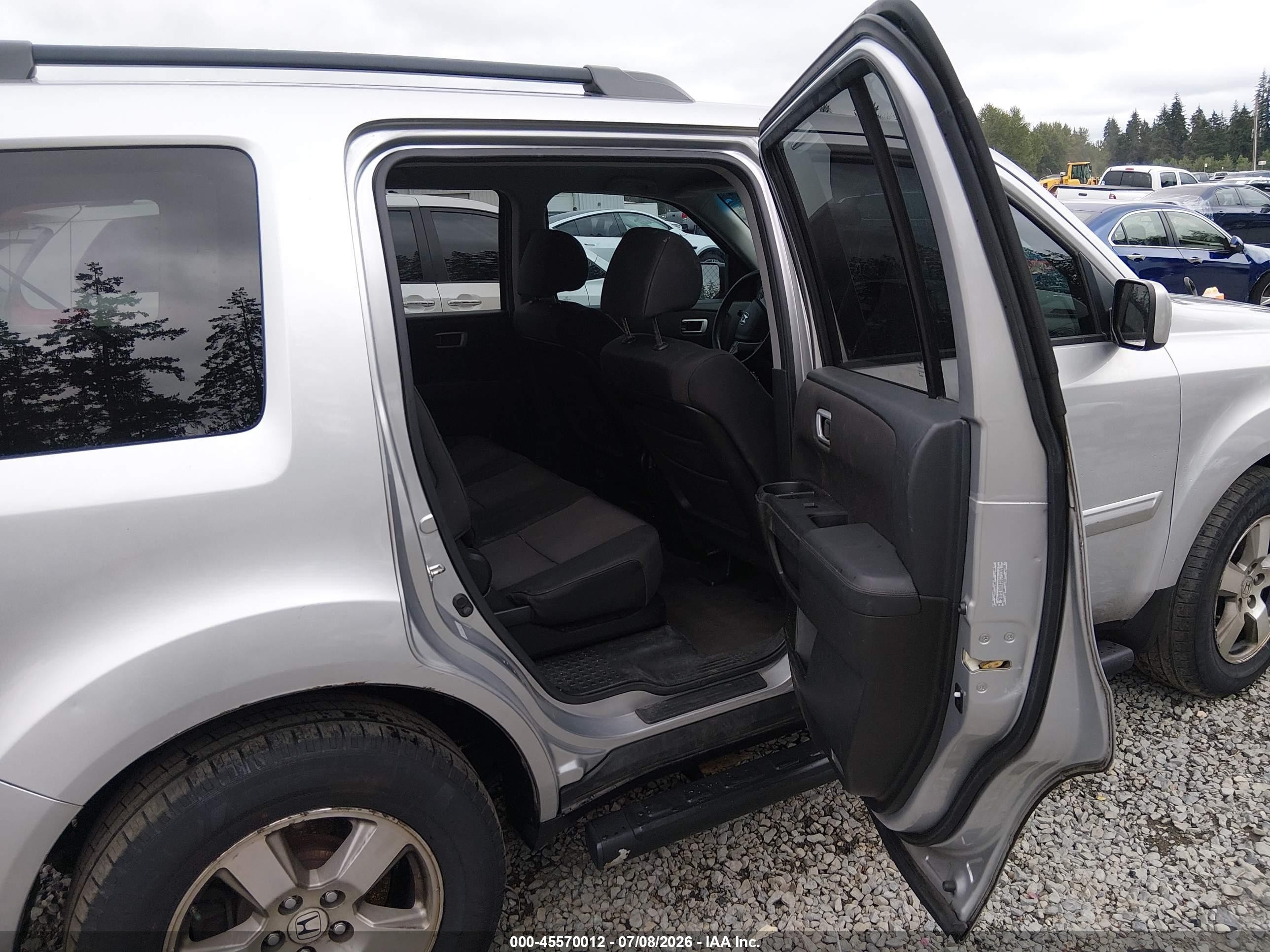 2011 Honda Pilot Ex Серебряный vin: 5FNYF4H4XBB075065