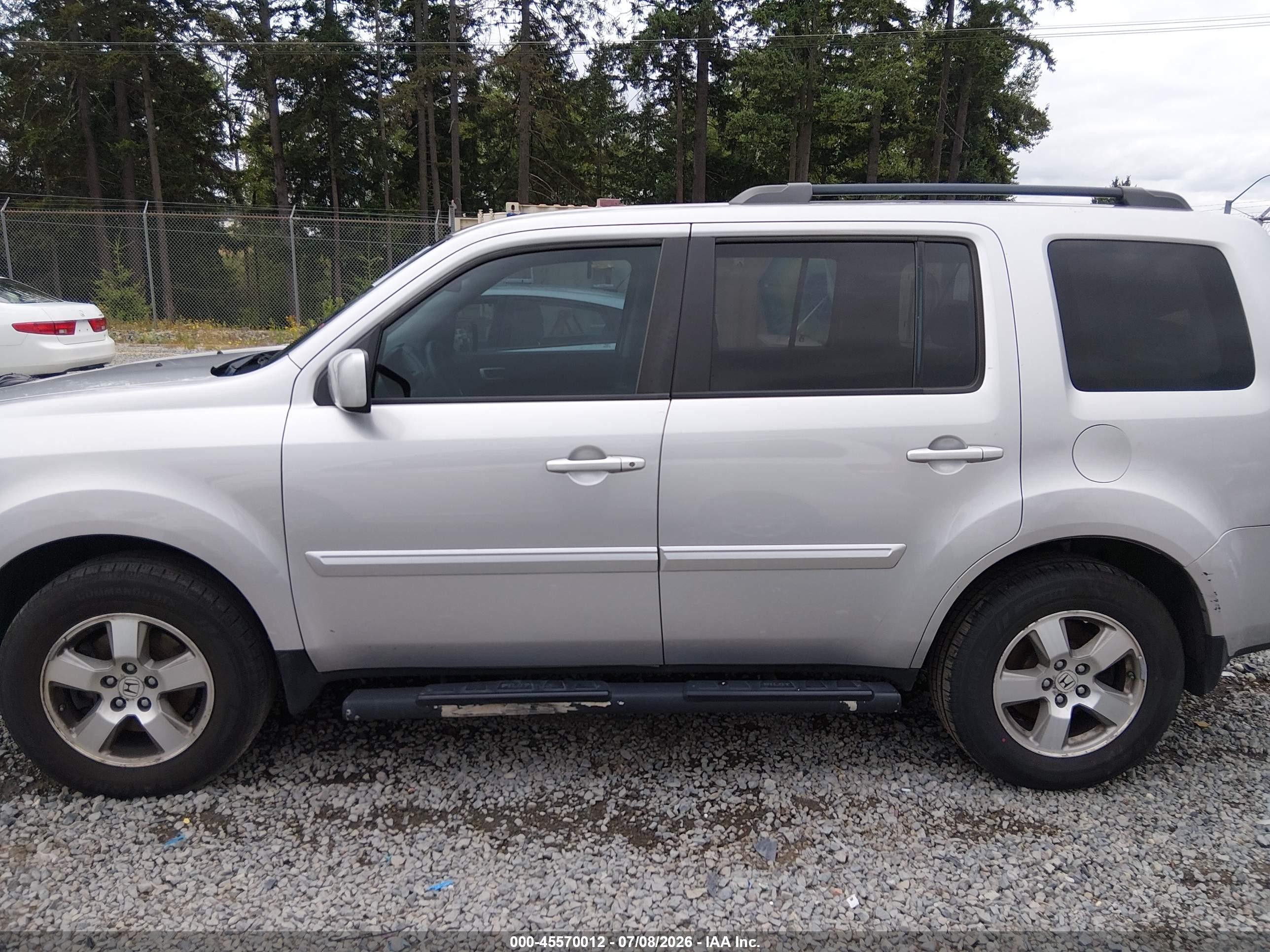 2011 Honda Pilot Ex Серебряный vin: 5FNYF4H4XBB075065