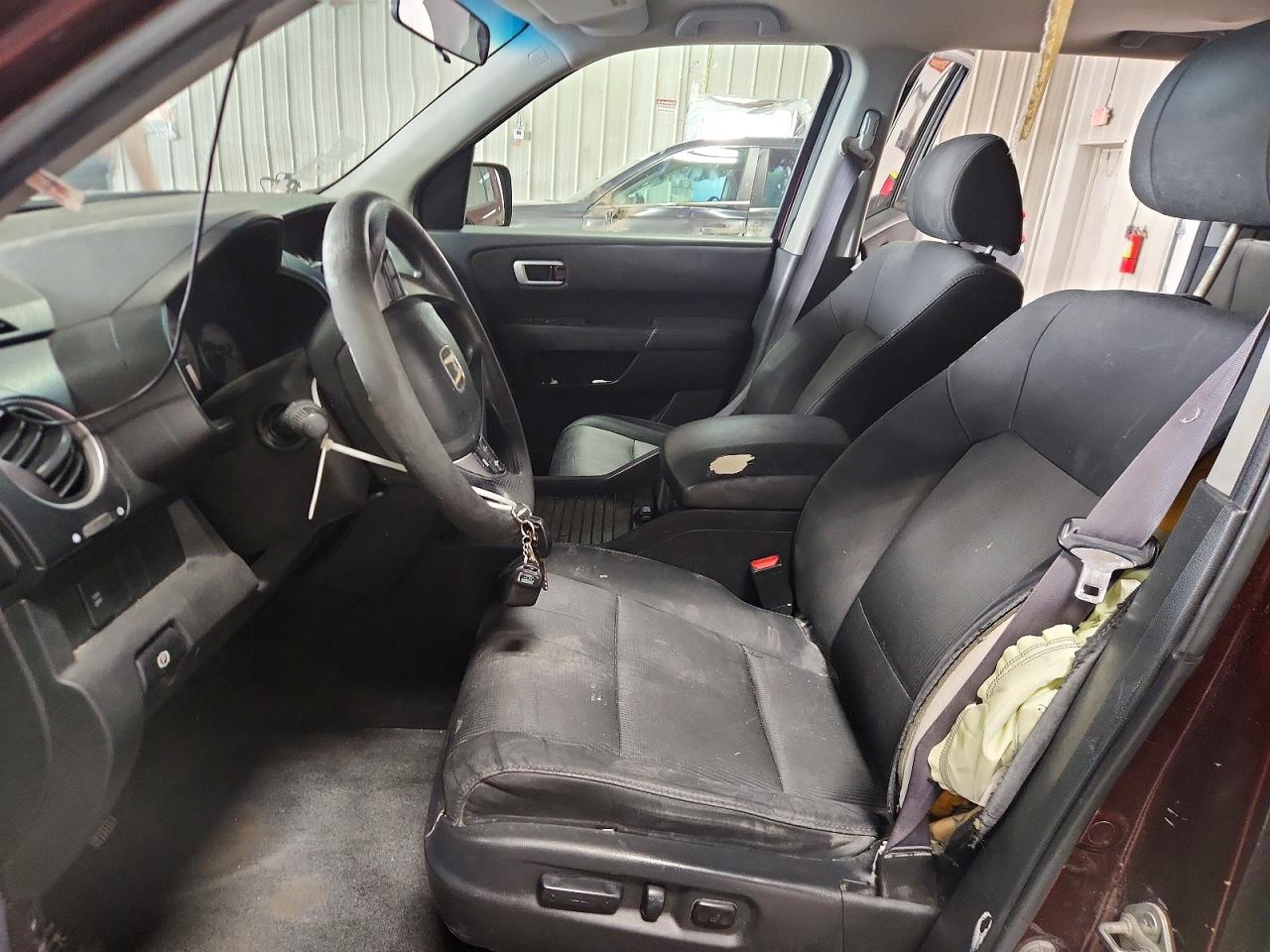 2011 Honda Pilot Ex Burgundy vin: 5FNYF4H4XBB092769