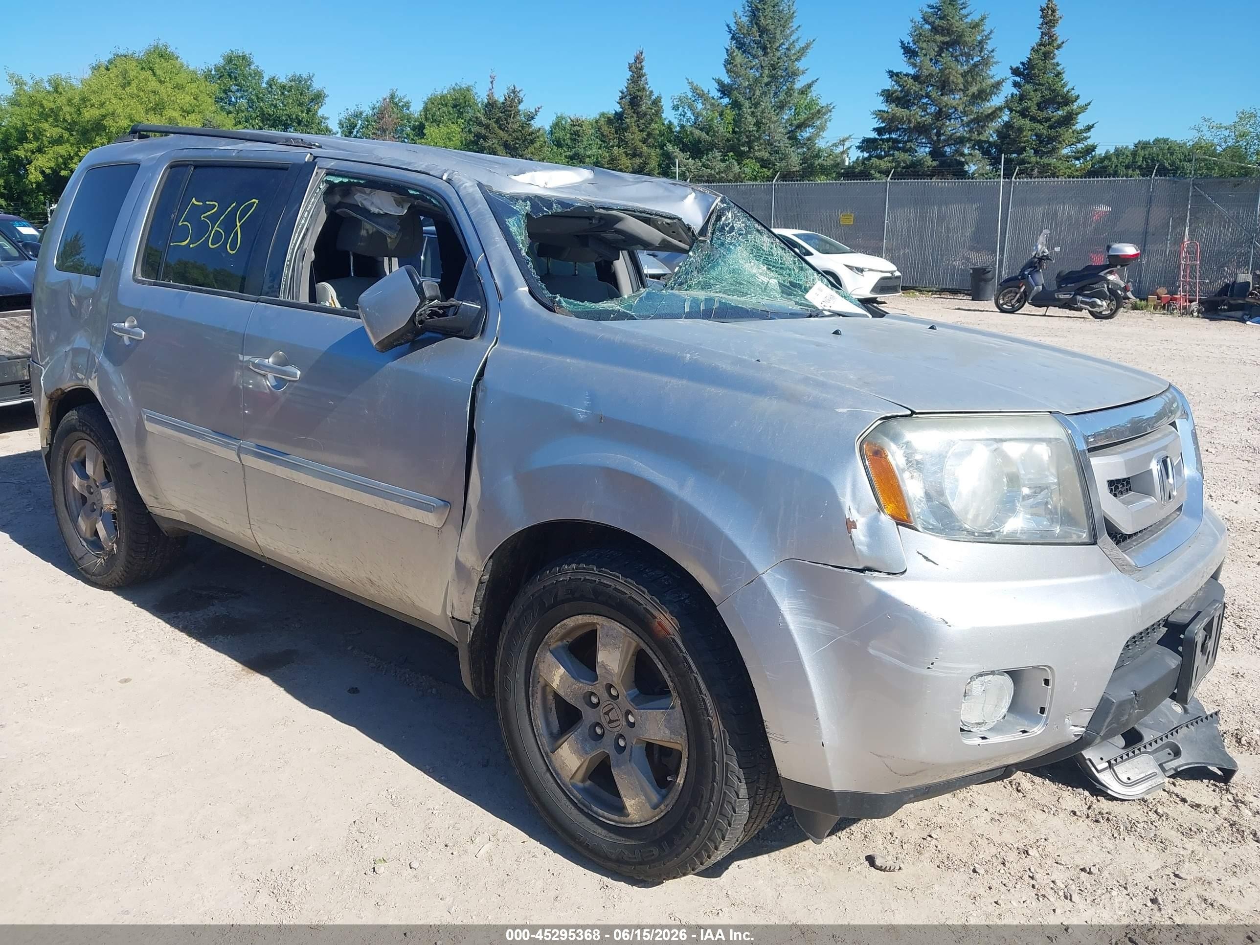 2011 Honda Pilot Ex Silver vin: 5FNYF4H4XBB103091