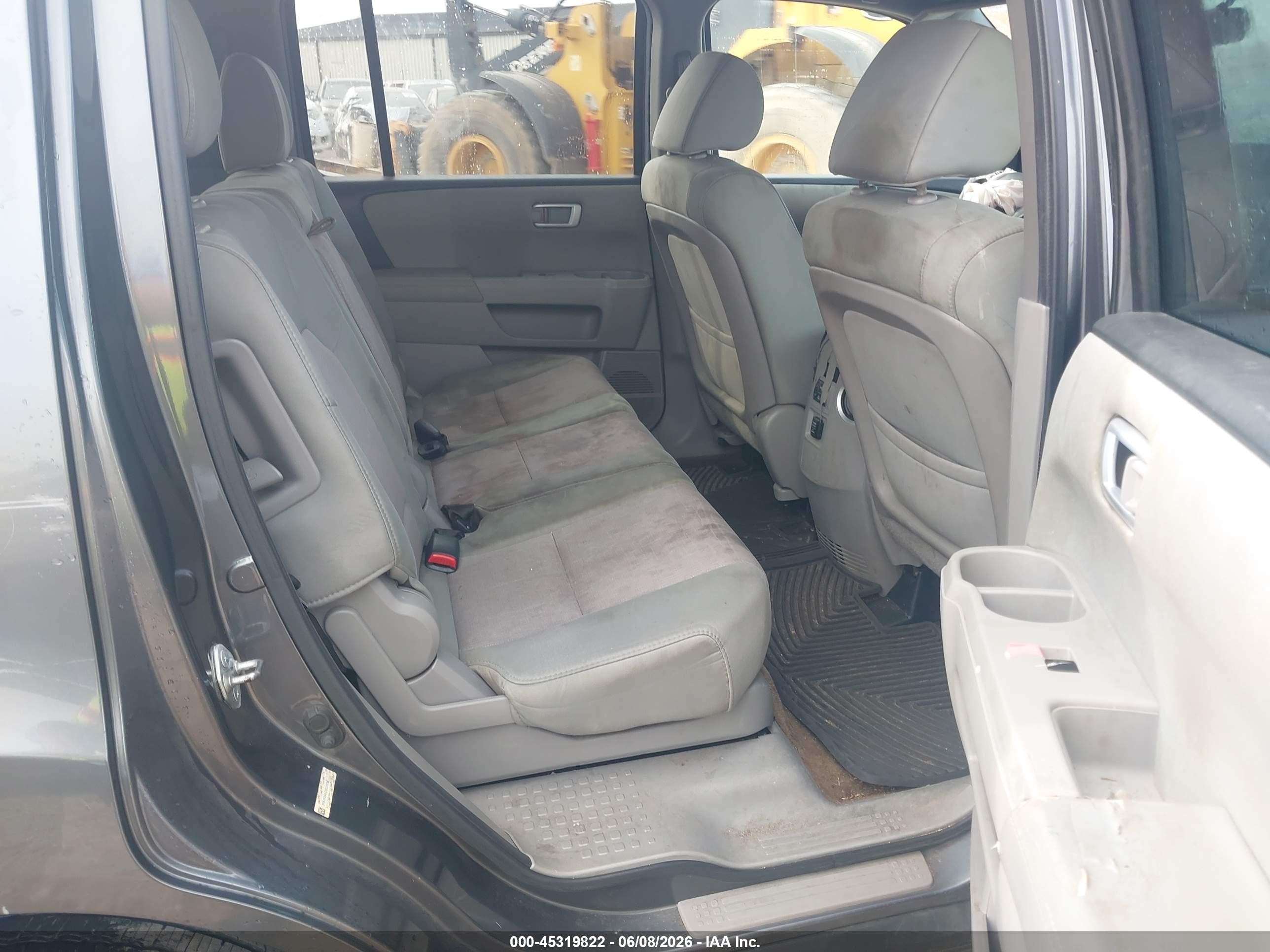 2013 Honda Pilot Ex Gray vin: 5FNYF4H4XDB046510