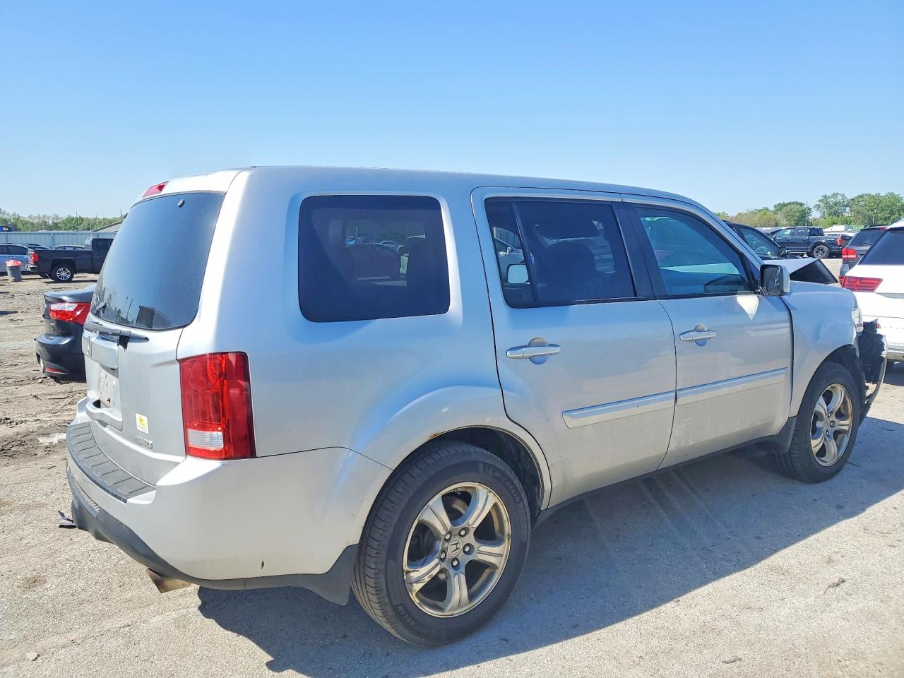 2015 Honda Pilot Ex Silver vin: 5FNYF4H4XFB024543