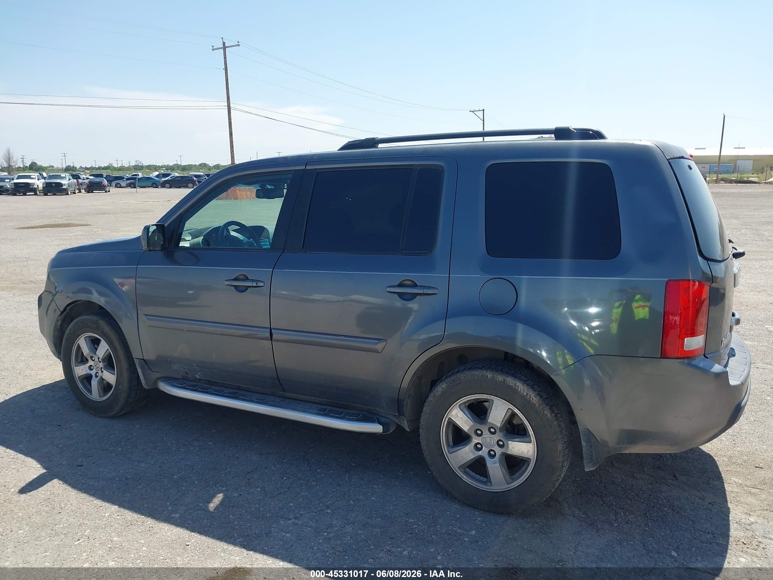 2011 Honda Pilot Ex-l Серый vin: 5FNYF4H50BB005731