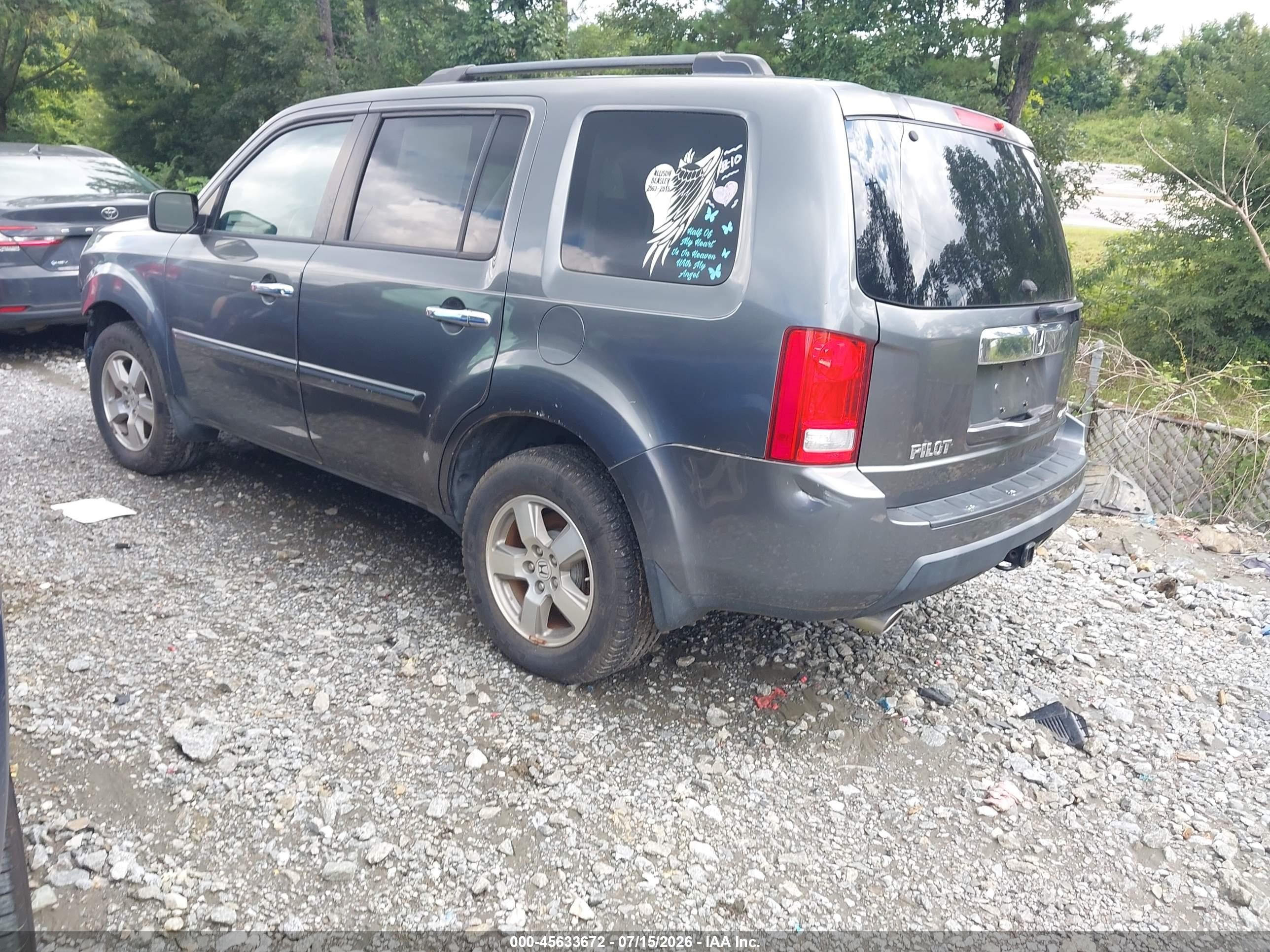 2011 Honda Pilot Ex-l Gray vin: 5FNYF4H50BB056100