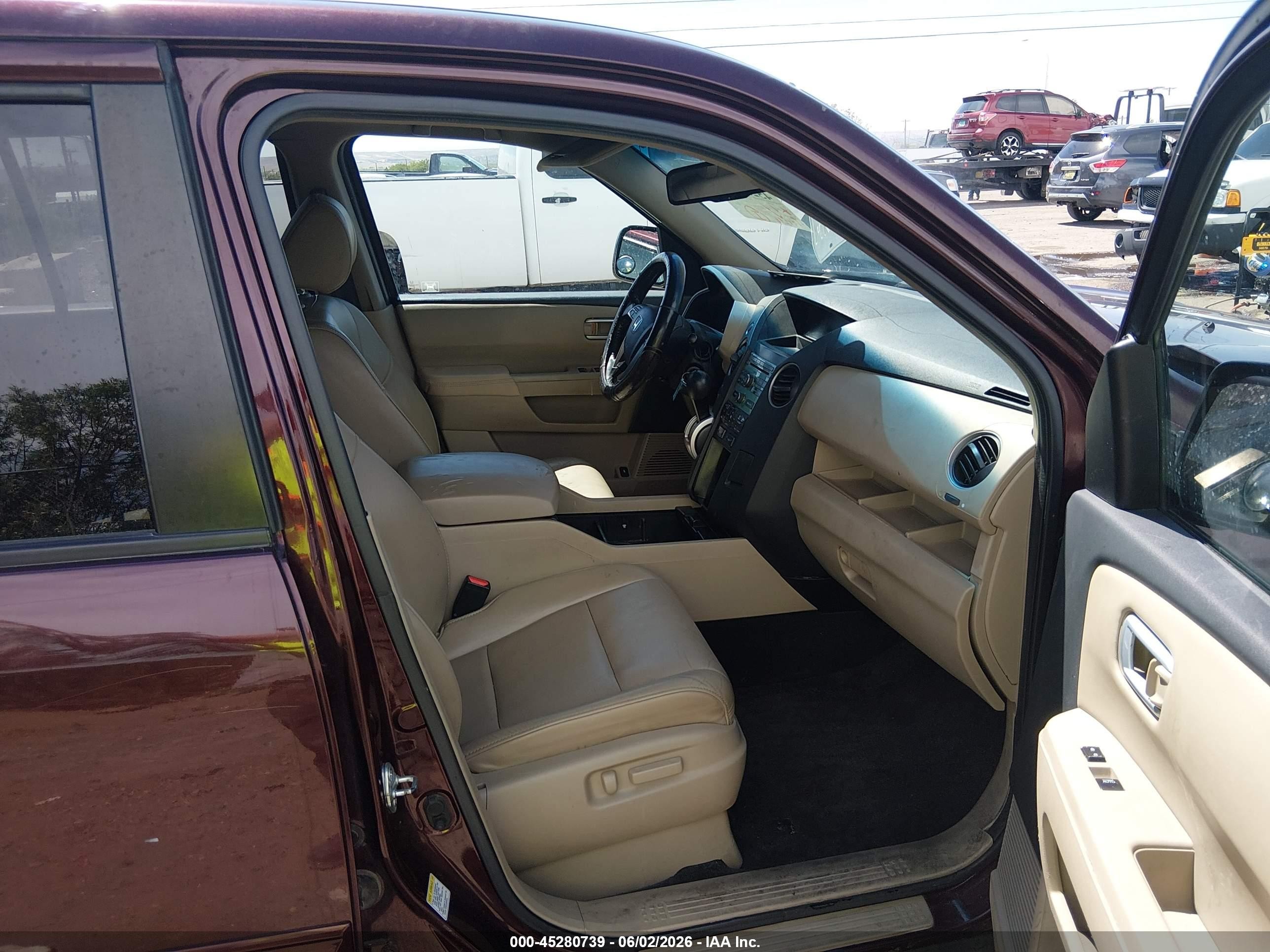 2011 Honda Pilot Exl Red vin: 5FNYF4H50BB078582