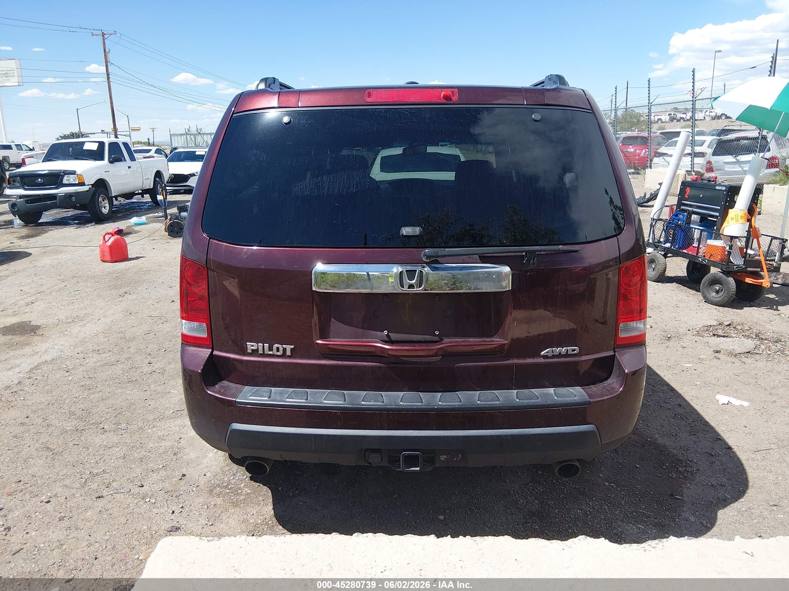 2011 Honda Pilot Exl Red vin: 5FNYF4H50BB078582