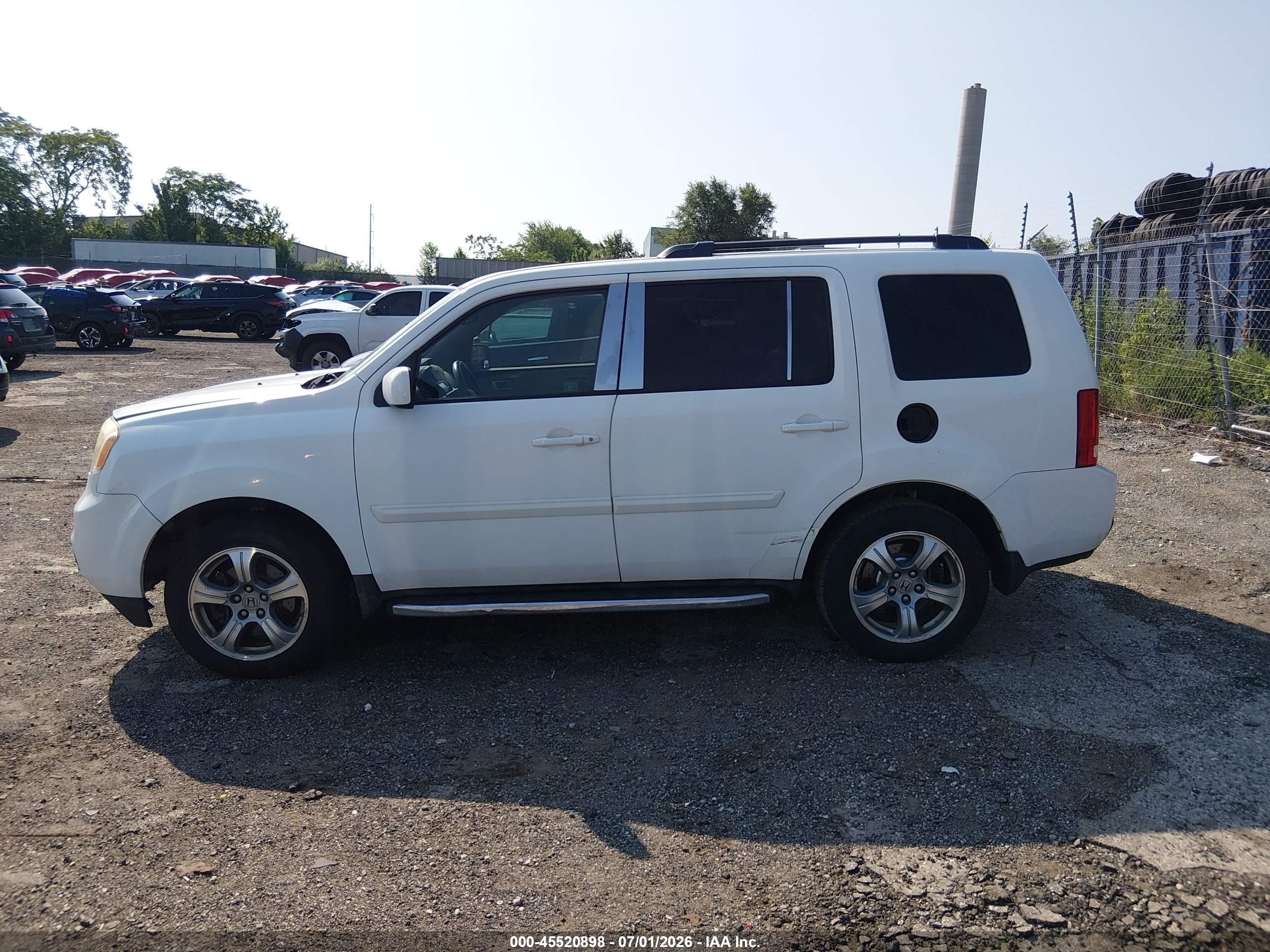 2012 Honda Pilot Ex-l White vin: 5FNYF4H50CB043431