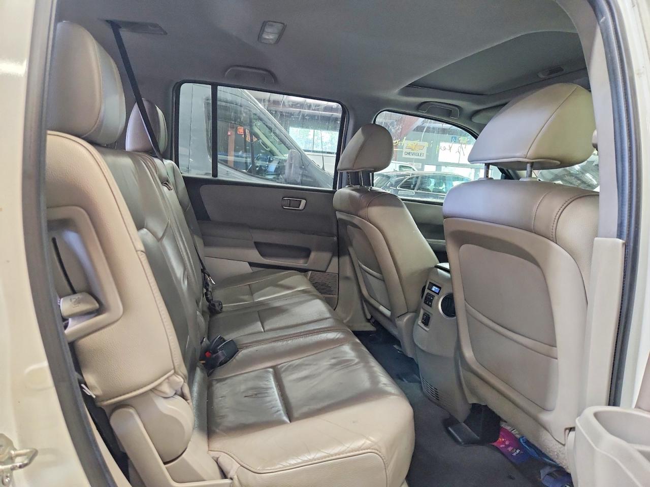 2012 Honda Pilot Exl White vin: 5FNYF4H50CB049438
