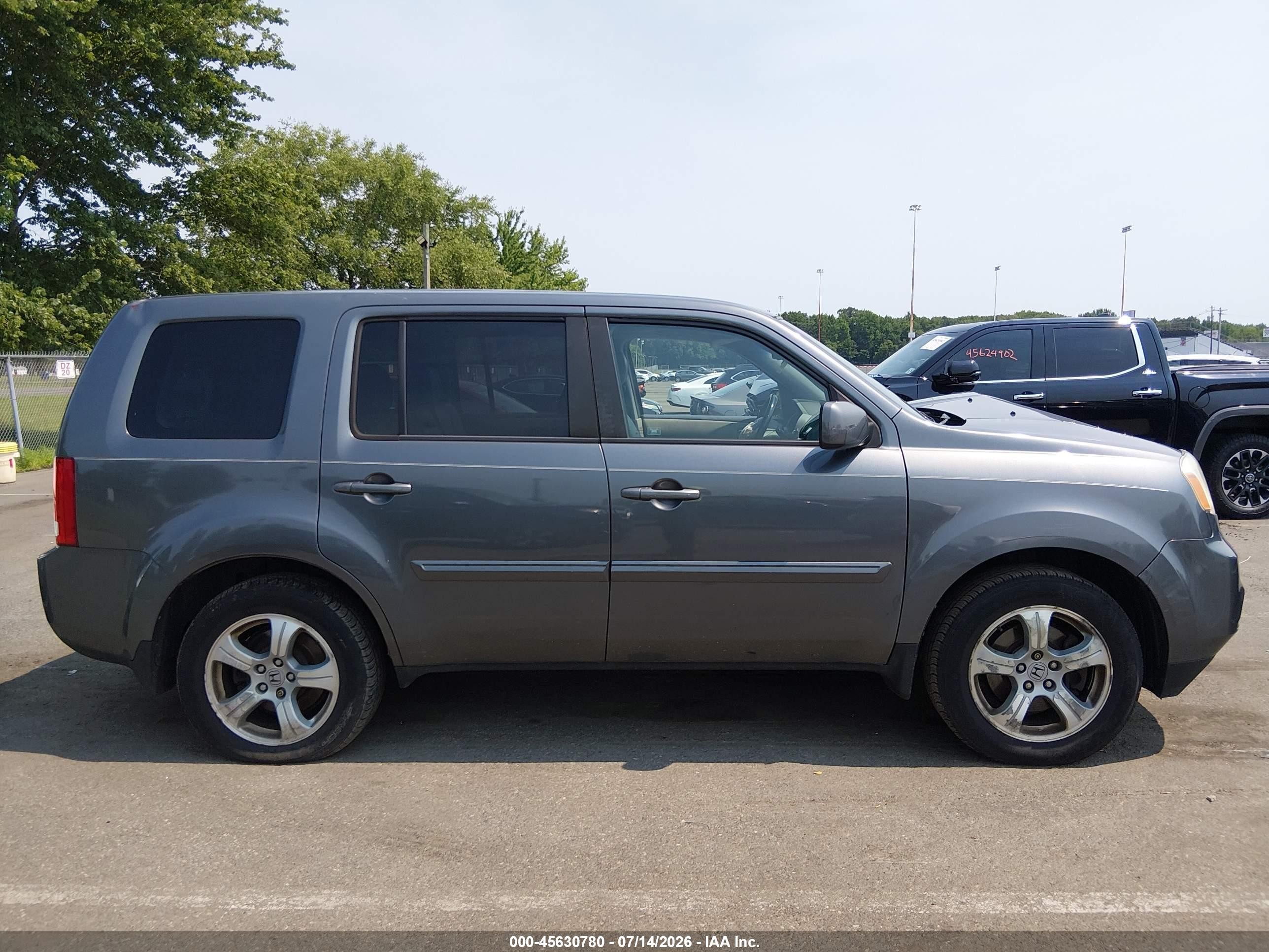 2012 Honda Pilot Ex-l Gray vin: 5FNYF4H50CB071536