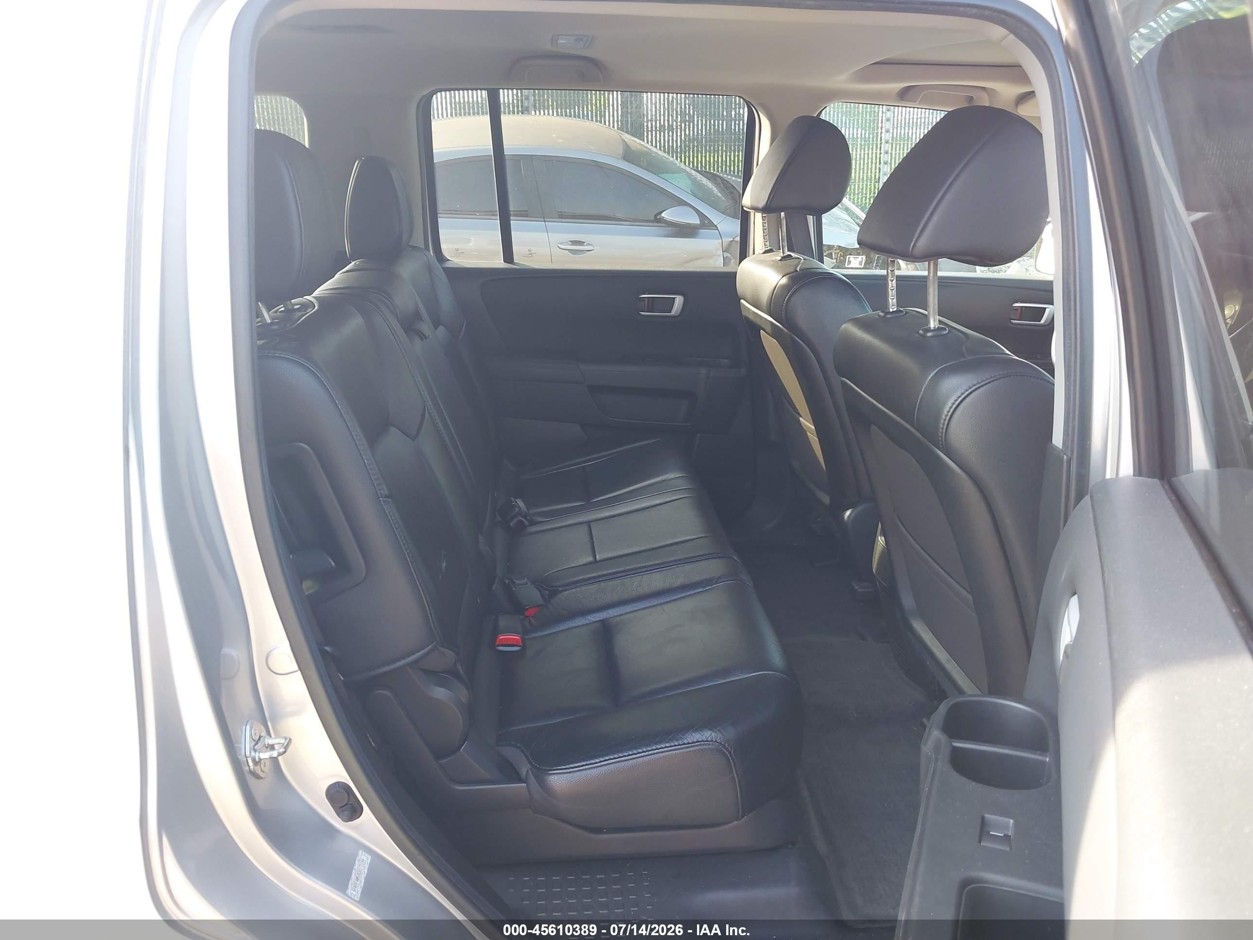 2012 Honda Pilot Ex-l Silver vin: 5FNYF4H50CB072184