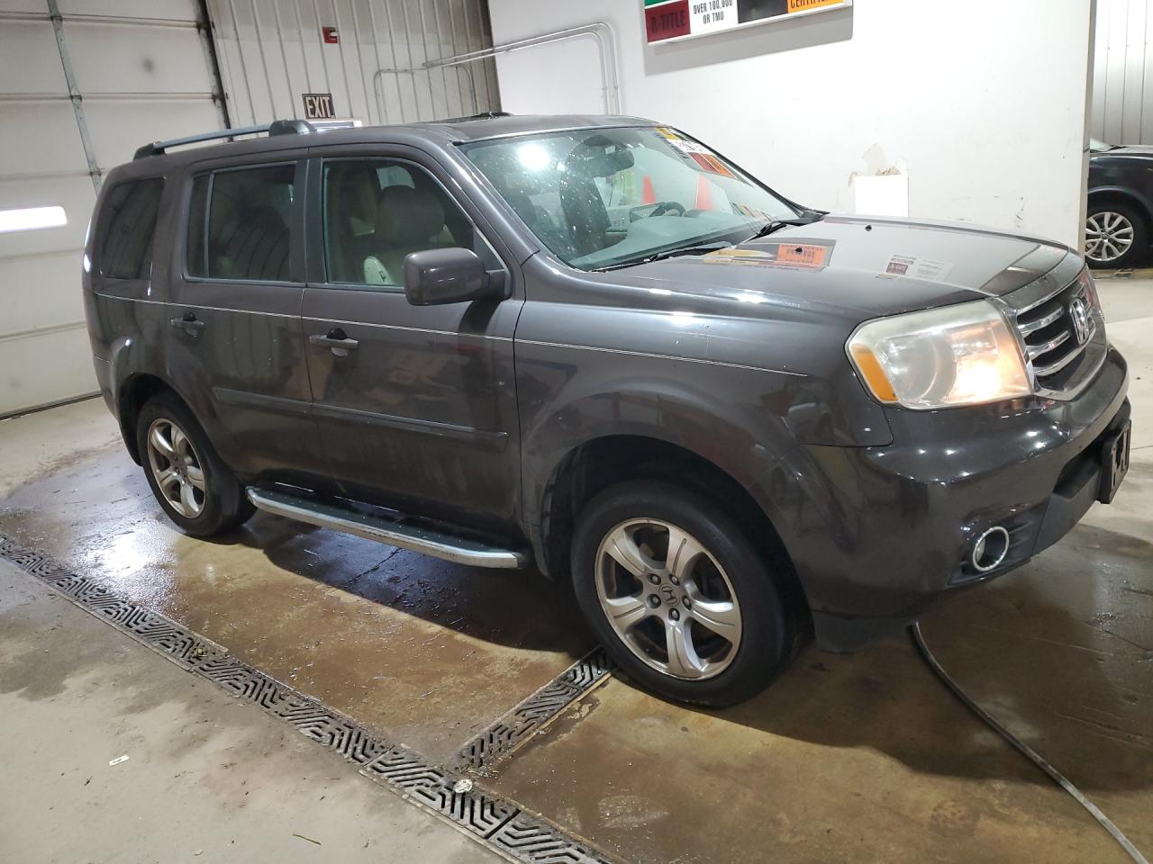 2013 Honda Pilot Exl Gray vin: 5FNYF4H50DB004792 Damage: Right Front Tire, Worn, Replacement Required