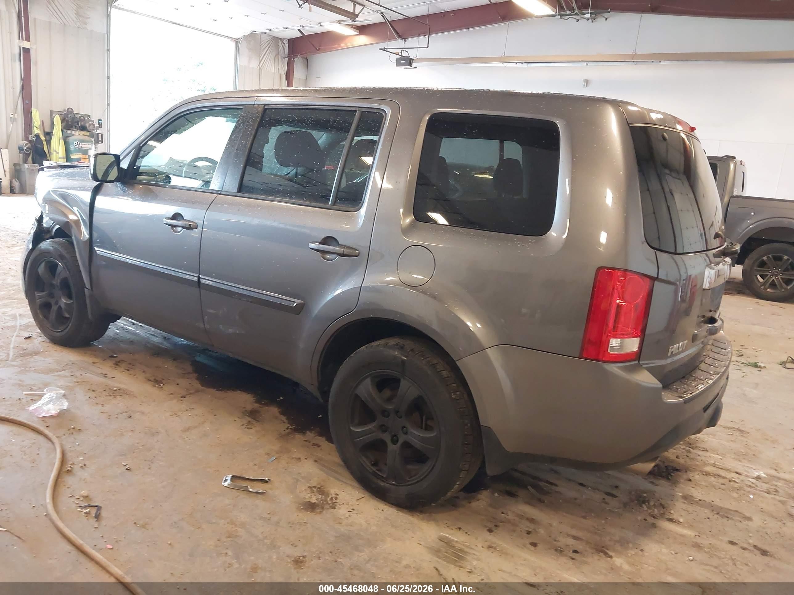 2014 Honda Pilot Ex-l Серый vin: 5FNYF4H50EB023005