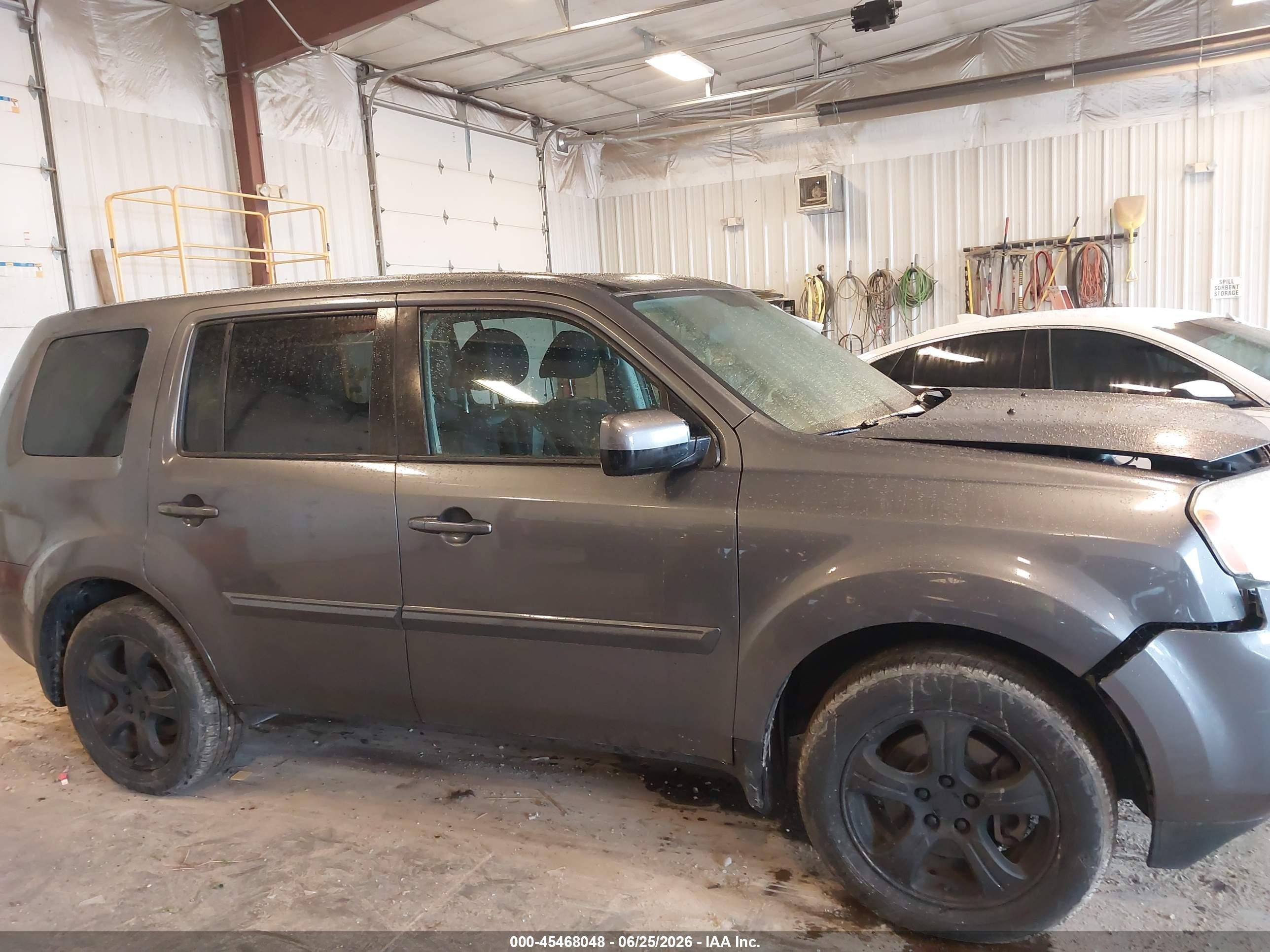 2014 Honda Pilot Ex-l Серый vin: 5FNYF4H50EB023005
