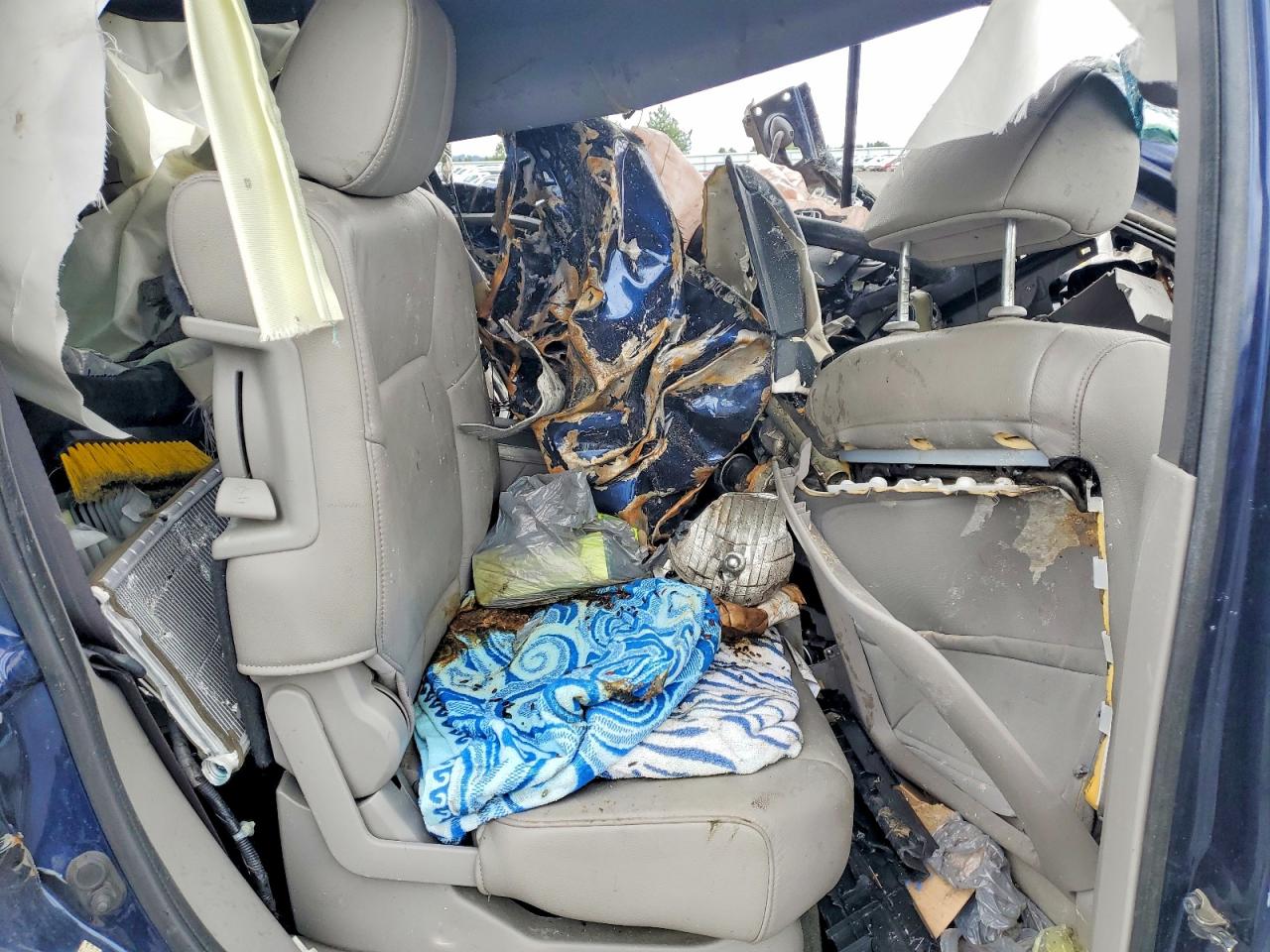 2015 Honda Pilot Exl Blue vin: 5FNYF4H50FB045684