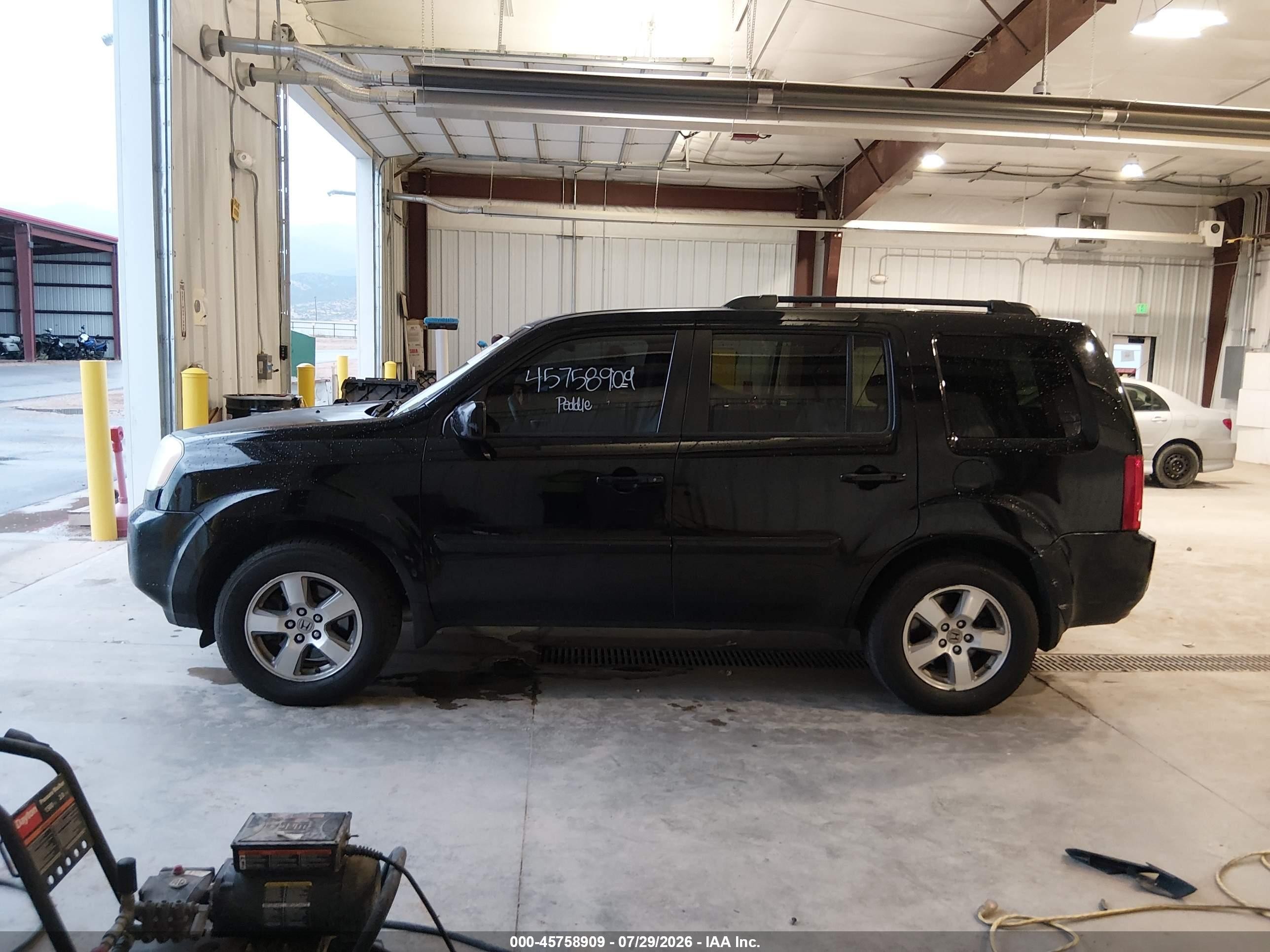 2011 Honda Pilot Ex-l Black vin: 5FNYF4H51BB063119