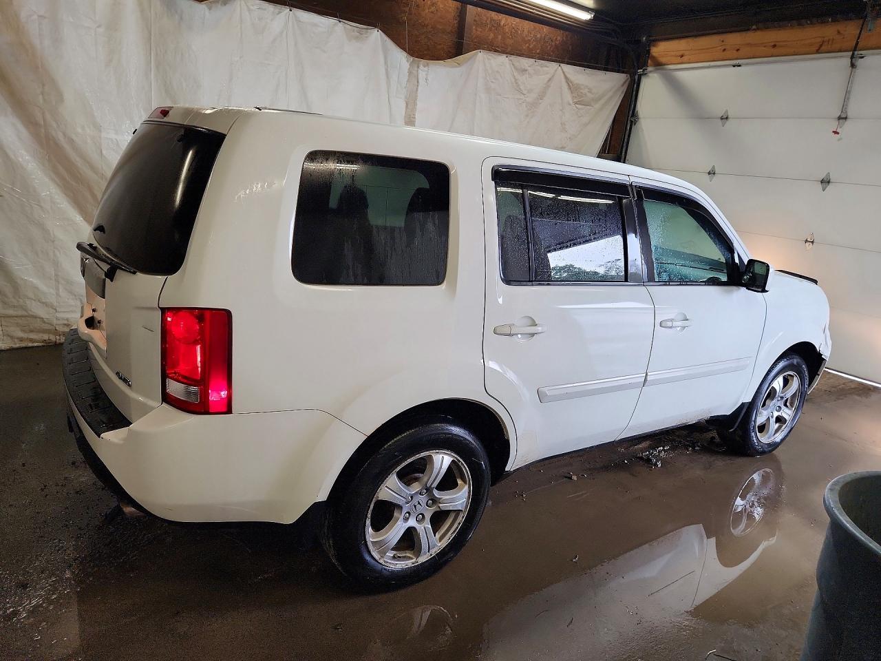 2012 Honda Pilot Exl Белый vin: 5FNYF4H51CB025584