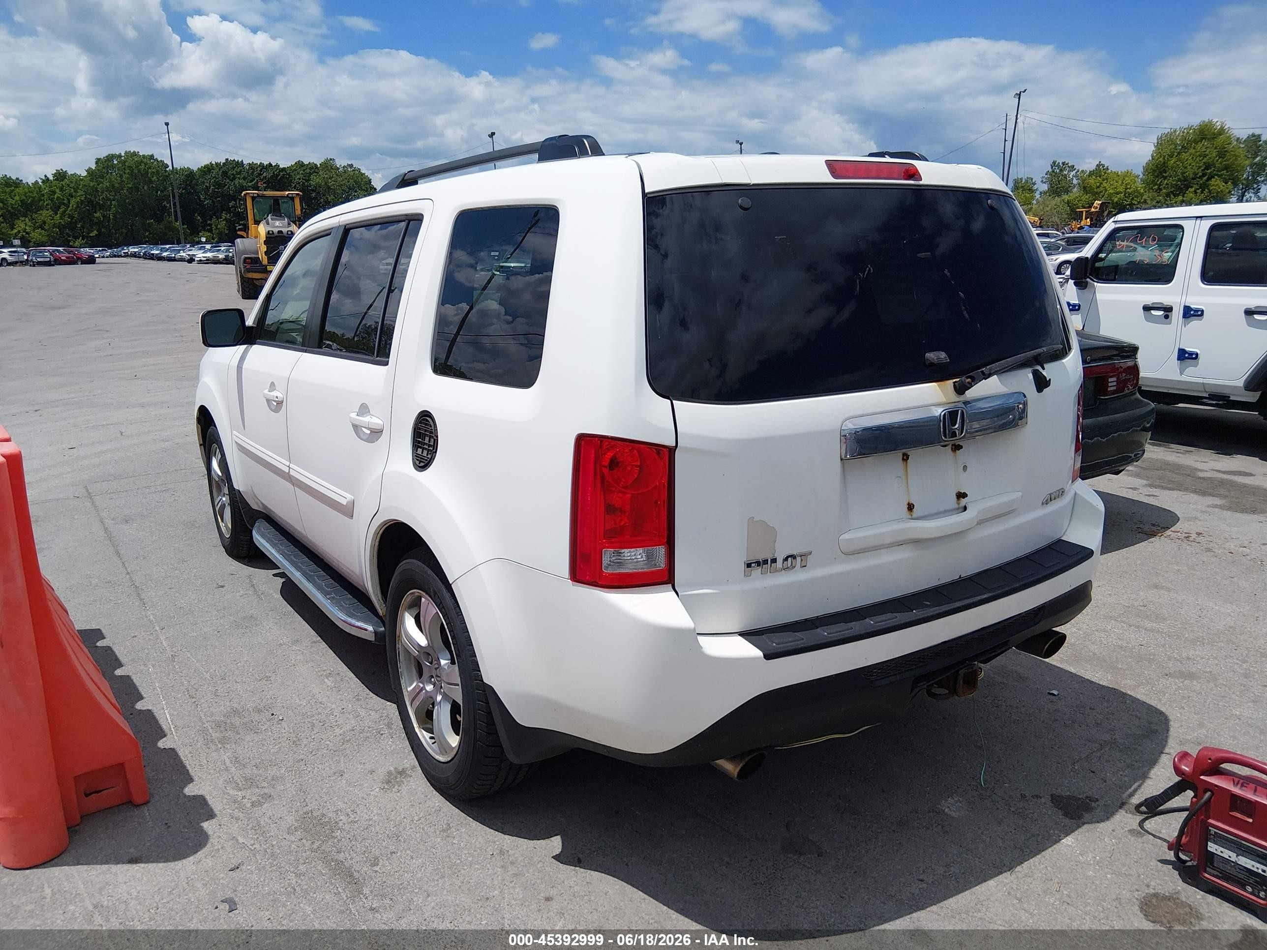 2012 Honda Pilot Ex-l White vin: 5FNYF4H51CB036956