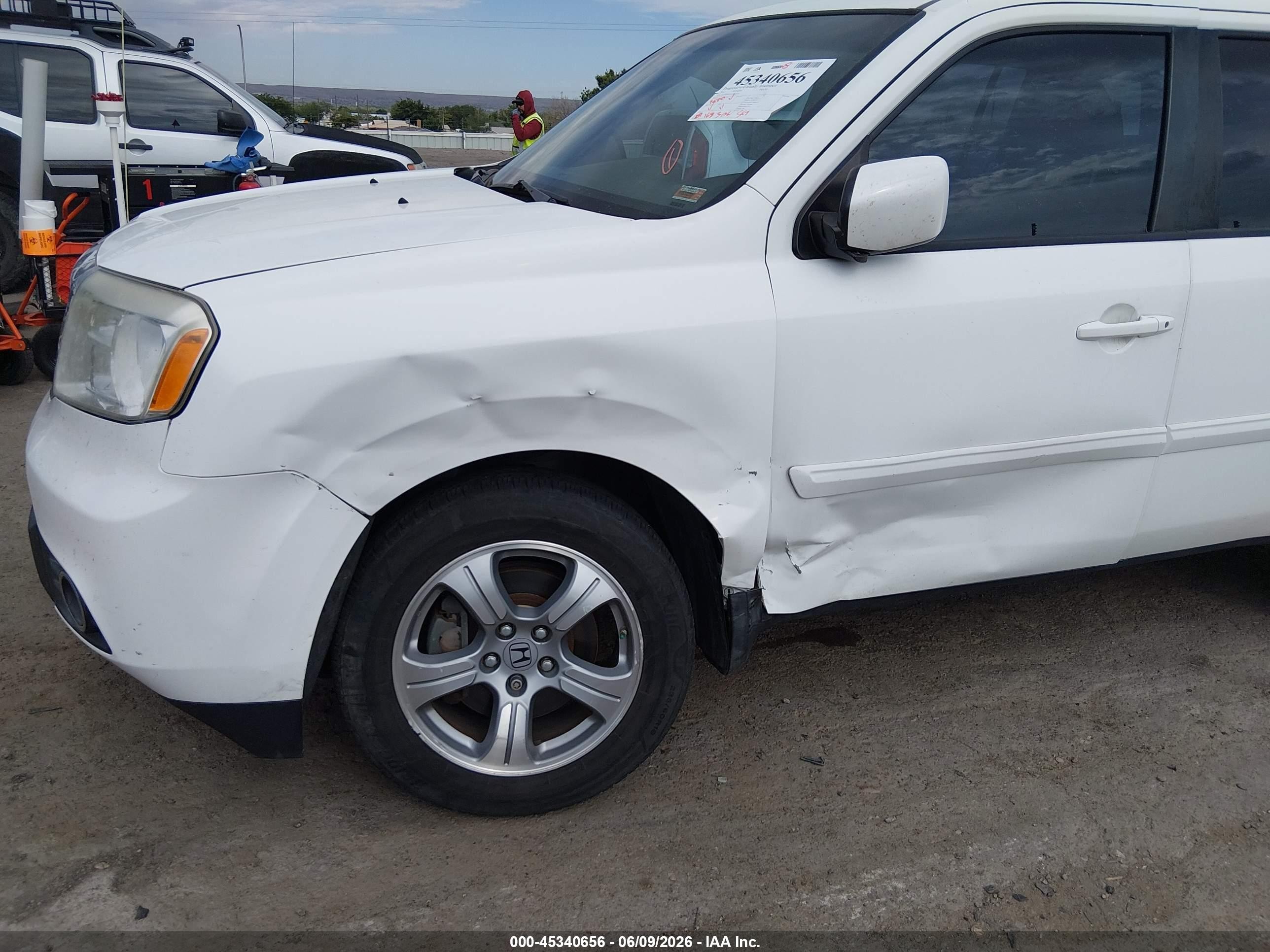 2012 Honda Pilot Ex-l White vin: 5FNYF4H51CB048797