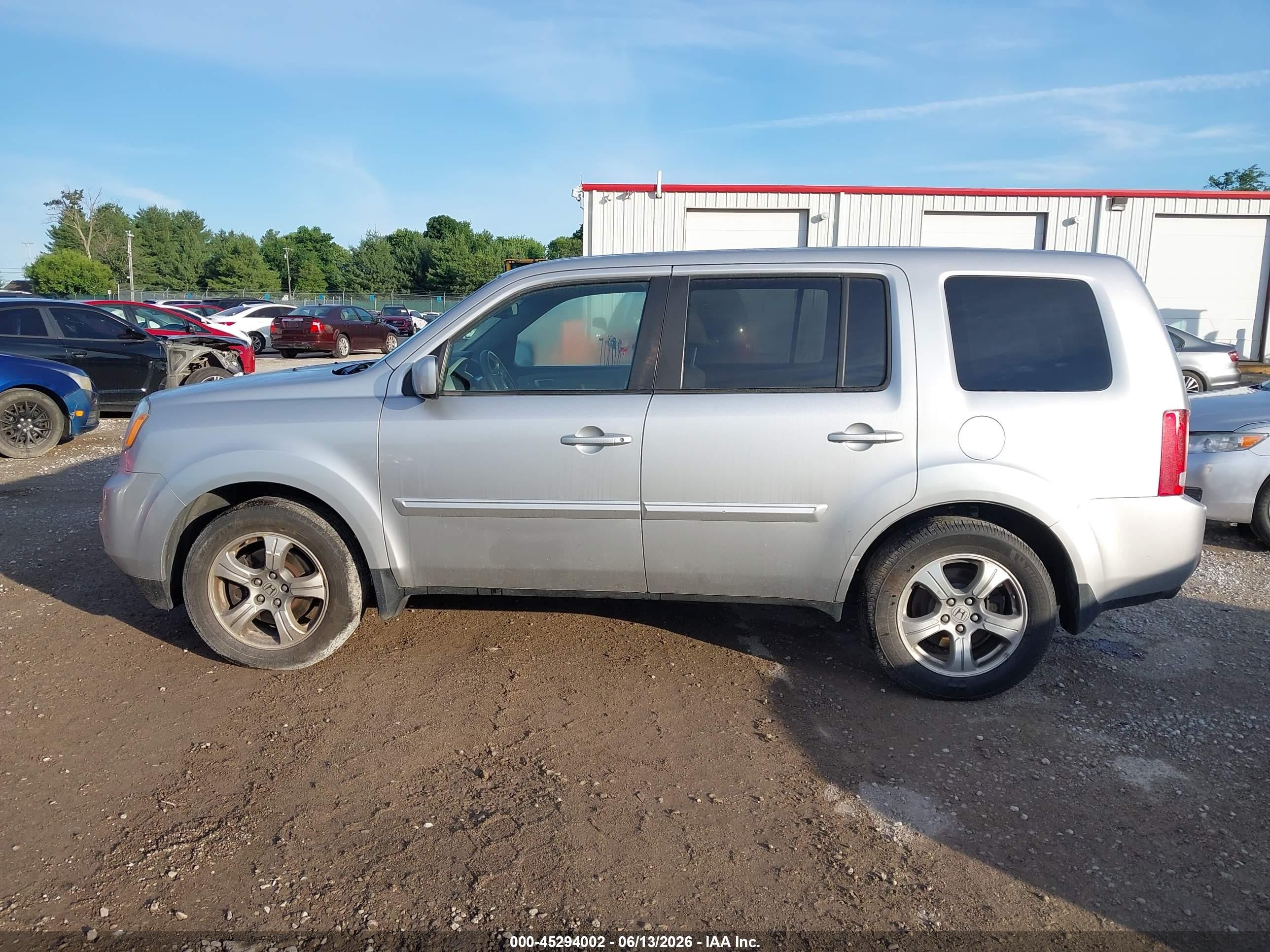 2013 Honda Pilot Ex-l Silver vin: 5FNYF4H51DB075788