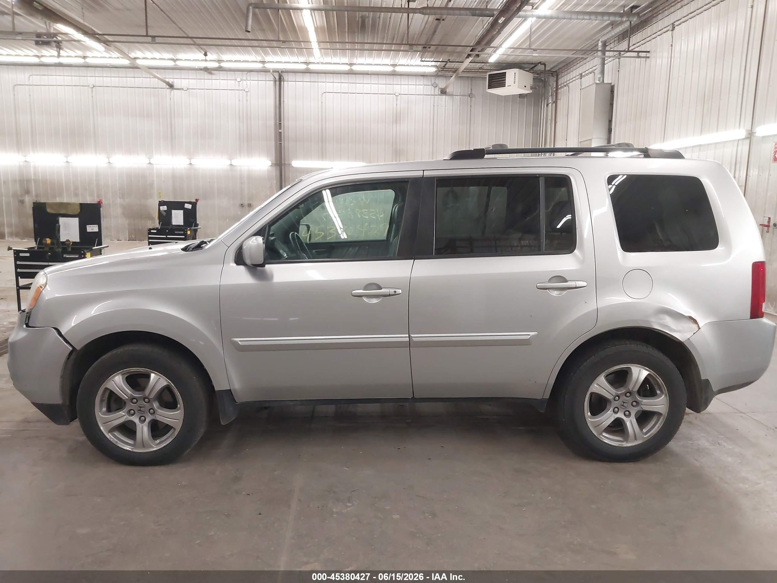 2014 Honda Pilot Ex-l Silver vin: 5FNYF4H51EB001286
