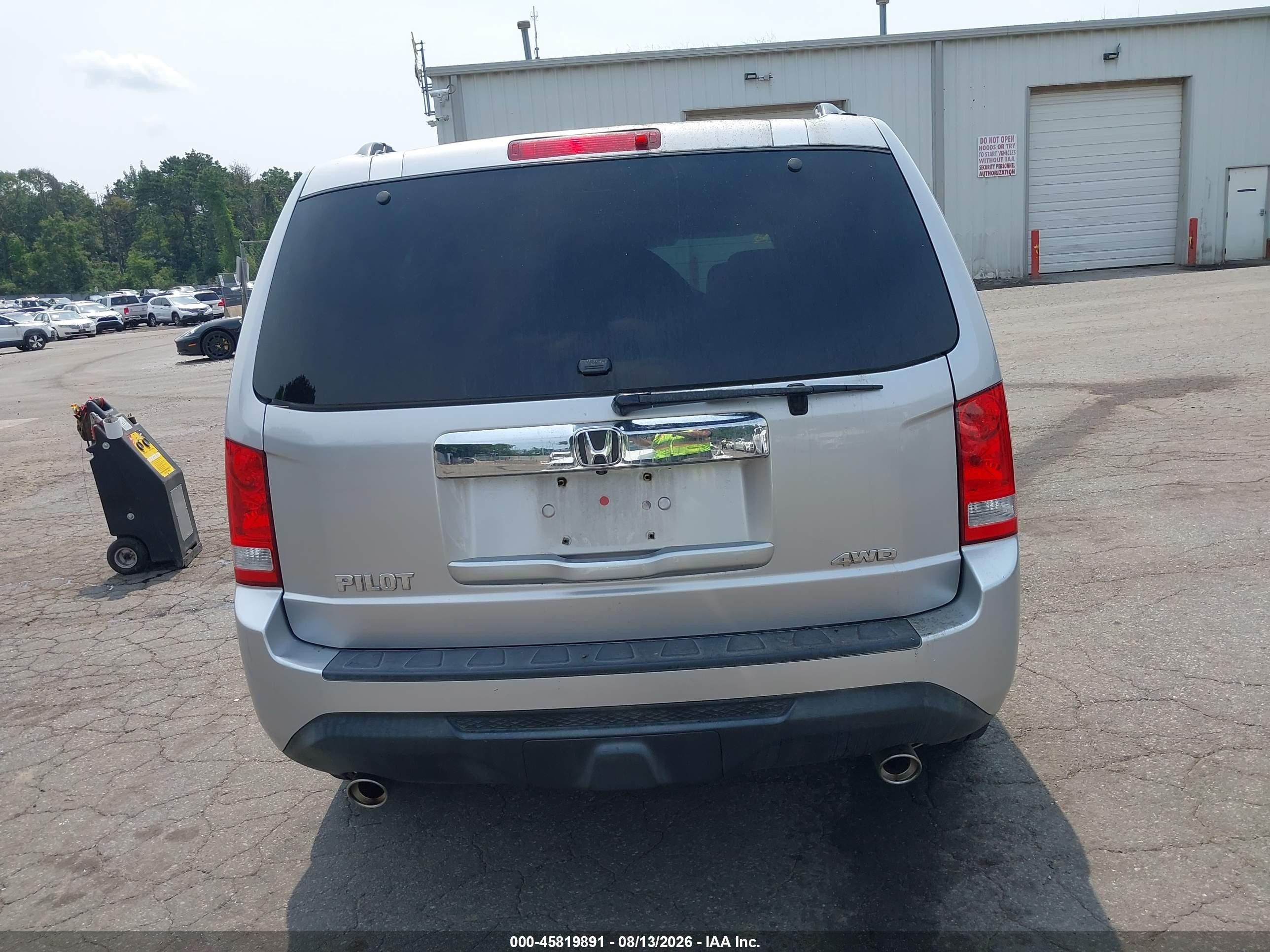 2014 Honda Pilot Ex-l Серебряный vin: 5FNYF4H51EB056885