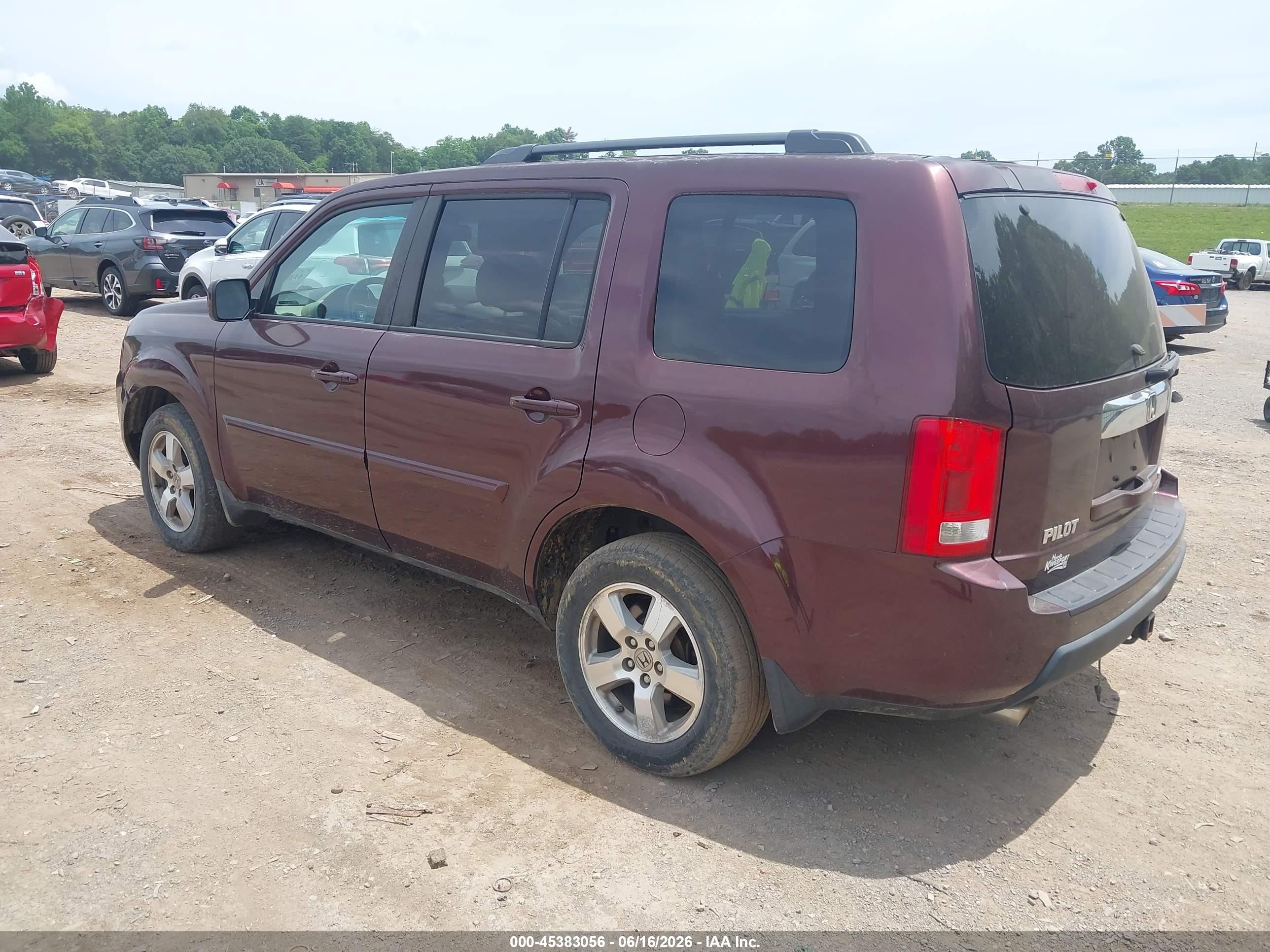 2011 Honda Pilot Ex-l Красный vin: 5FNYF4H52BB084237