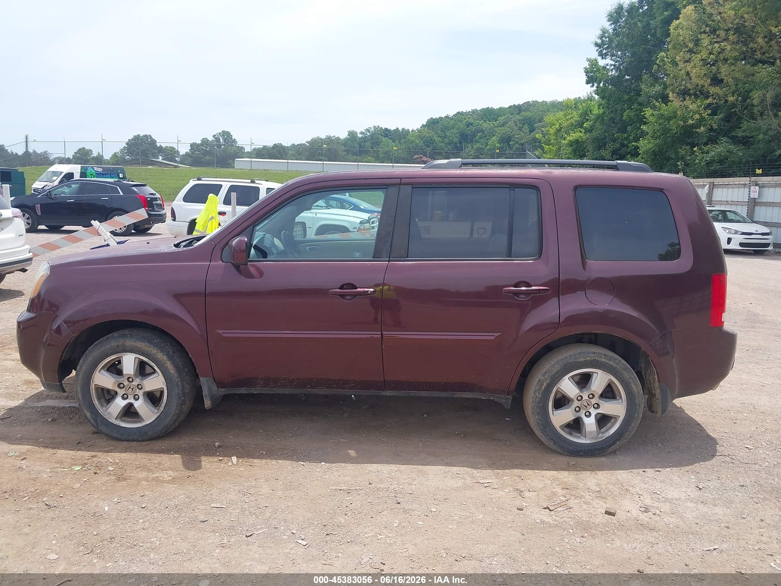 2011 Honda Pilot Ex-l Красный vin: 5FNYF4H52BB084237