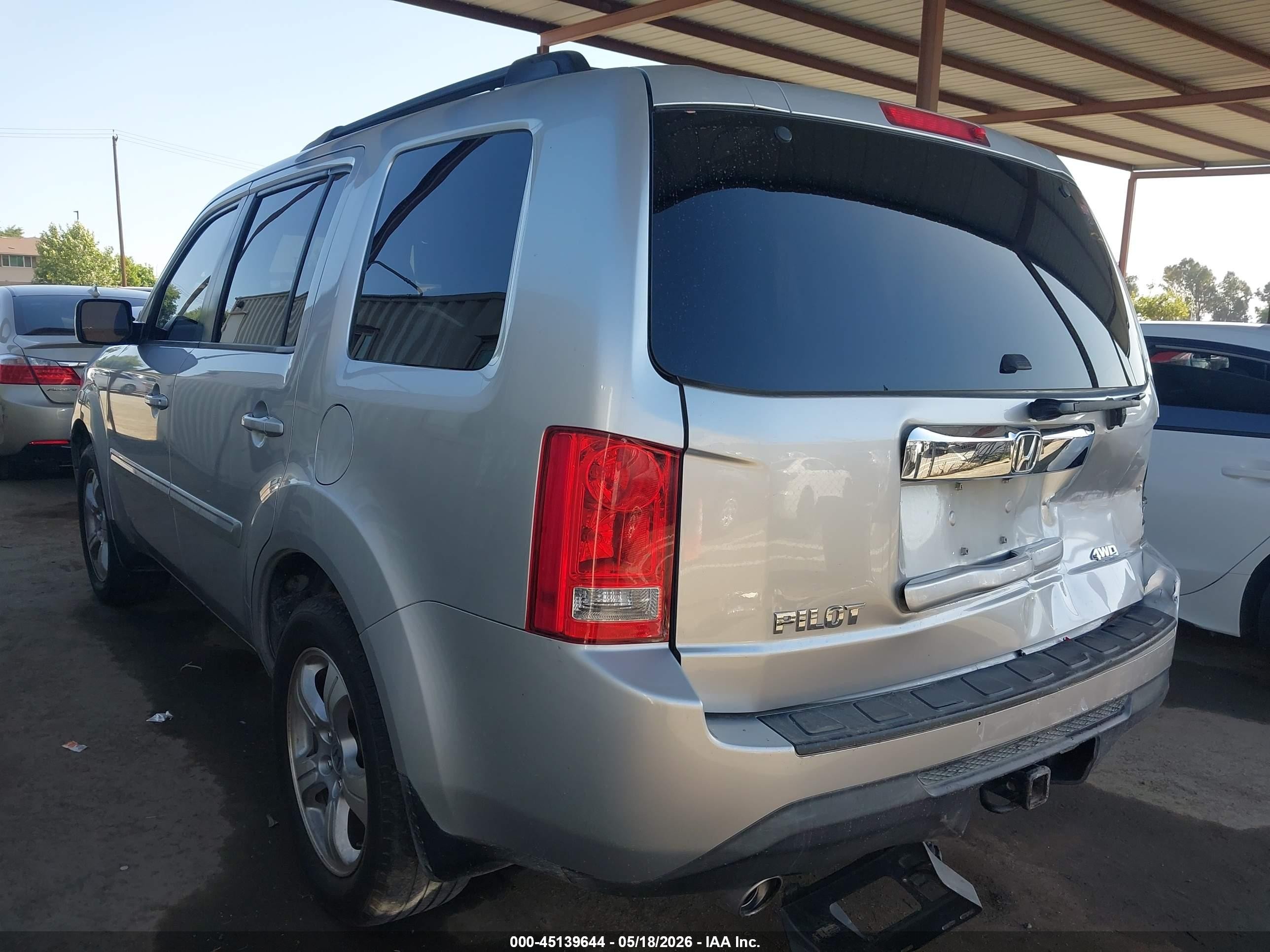 2013 Honda Pilot Ex-l Silver vin: 5FNYF4H52DB023036
