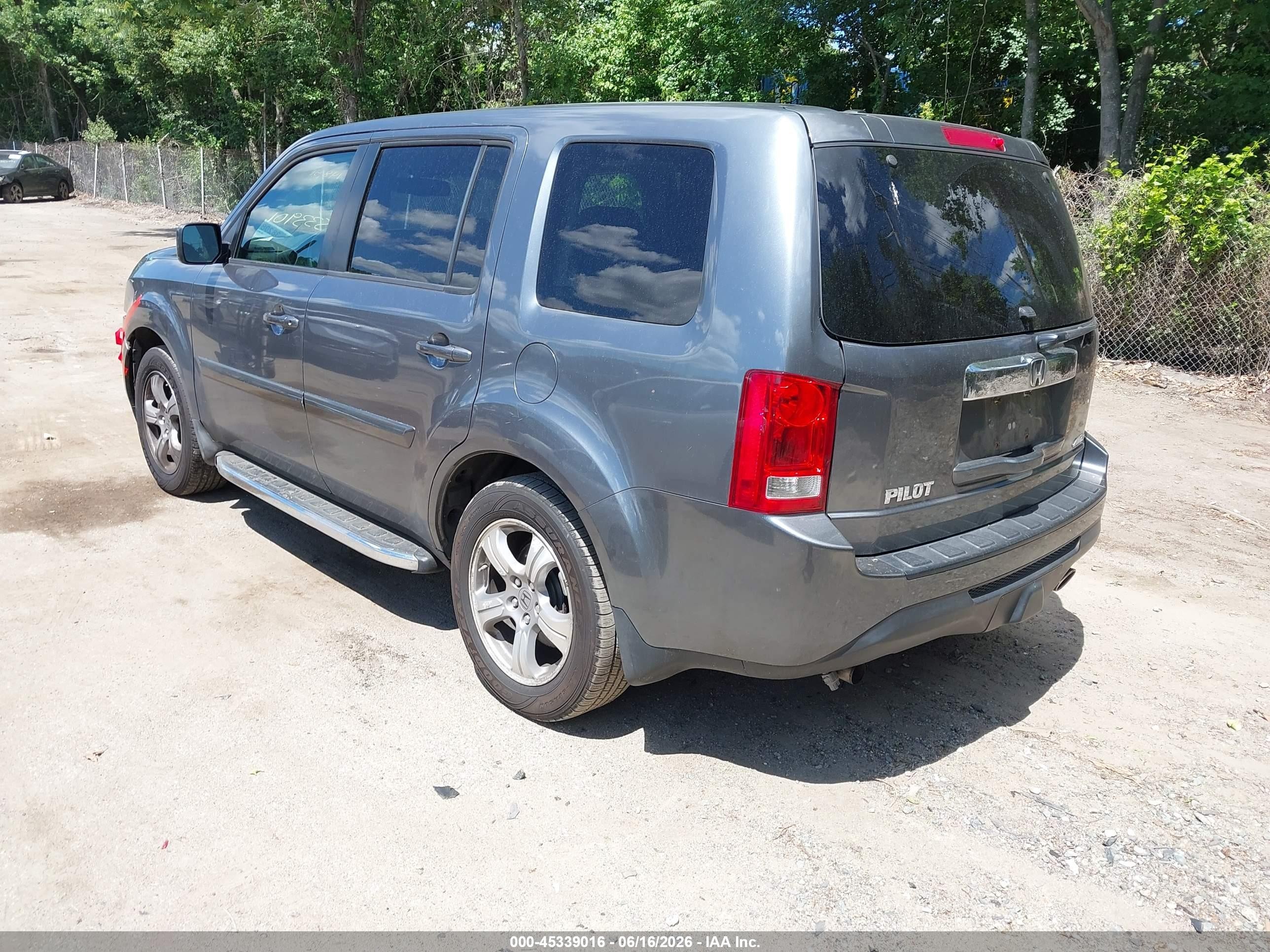 2013 Honda Pilot Ex-l Gray vin: 5FNYF4H52DB026874