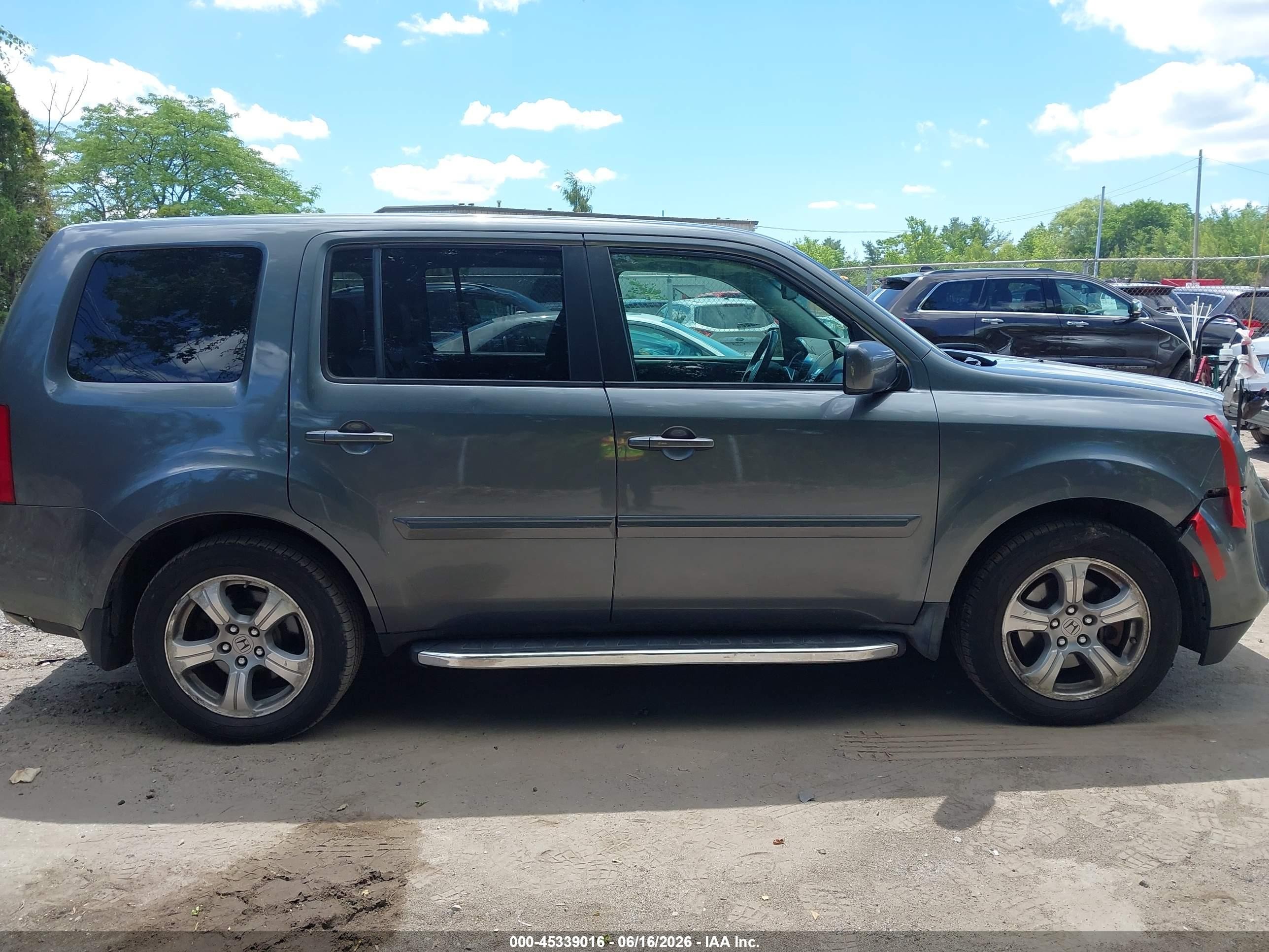 2013 Honda Pilot Ex-l Gray vin: 5FNYF4H52DB026874